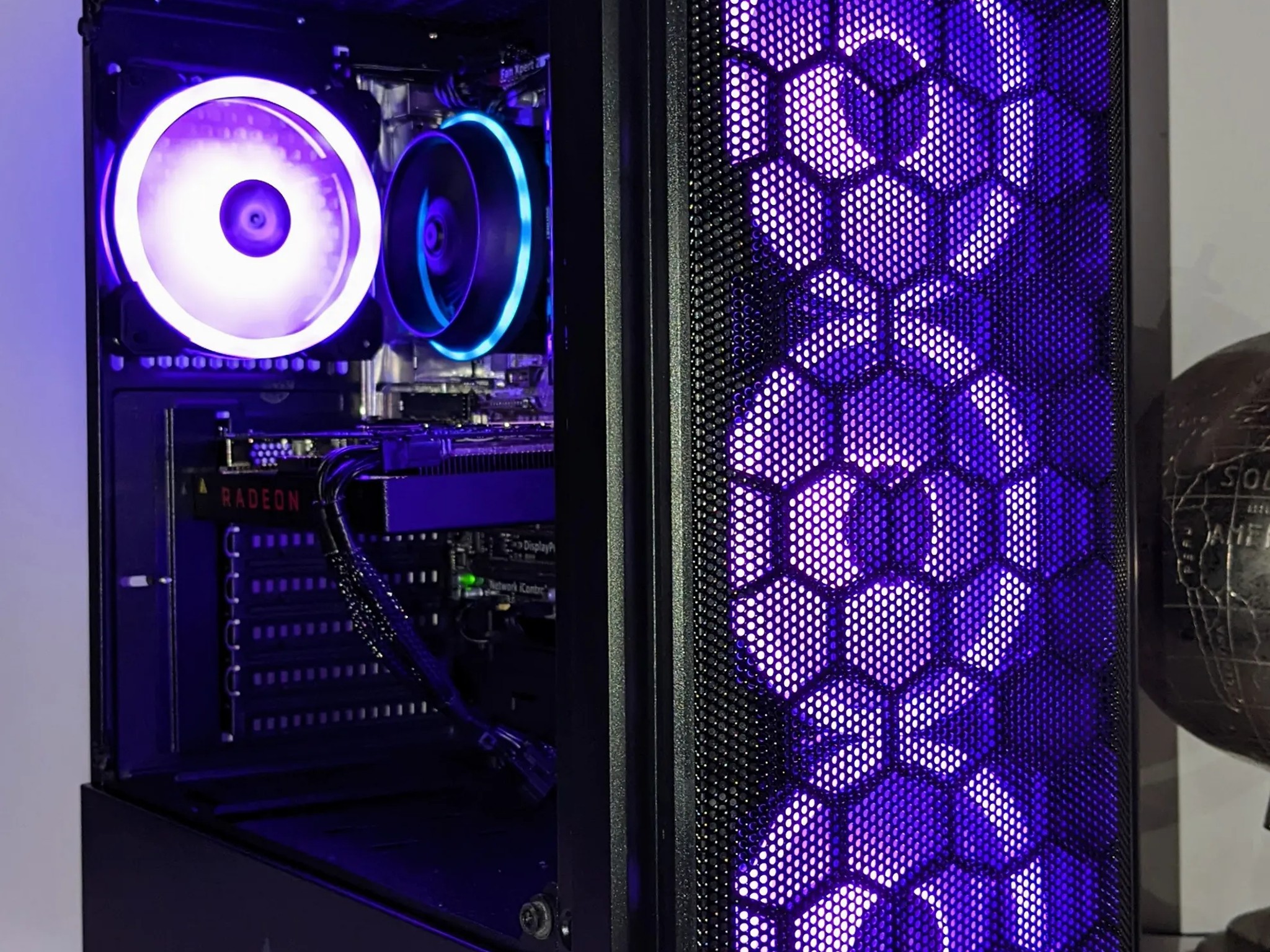 1080p Gaming PC| RX5300 (w/RDNA1)|16GB RAM| Intel Xeon=Core I7 cpu| 1TB SSD| Windows 11 Pro