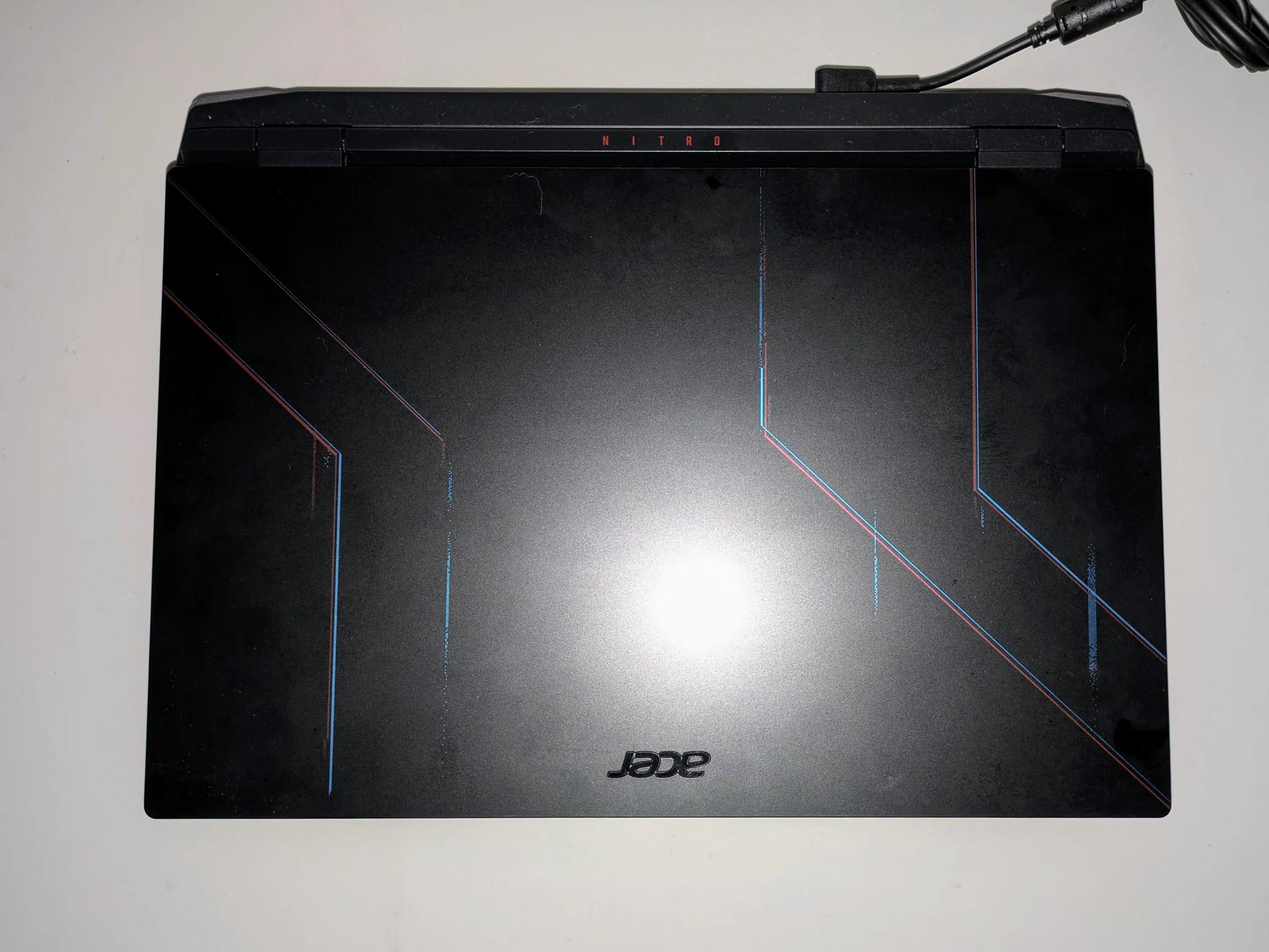 17.3" Acer Nitro 5 RTX 4050 Gaming Laptop (AN517-55-558P)