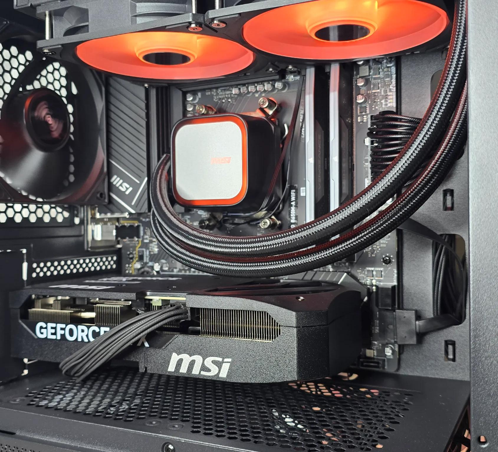 New GeForce RTX 5070 with AMD Ryzen 7600x 32GB DDR5 RAM WiFi