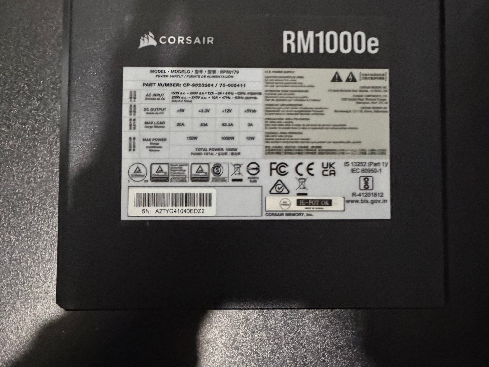 Corsair RM1000e + Cables