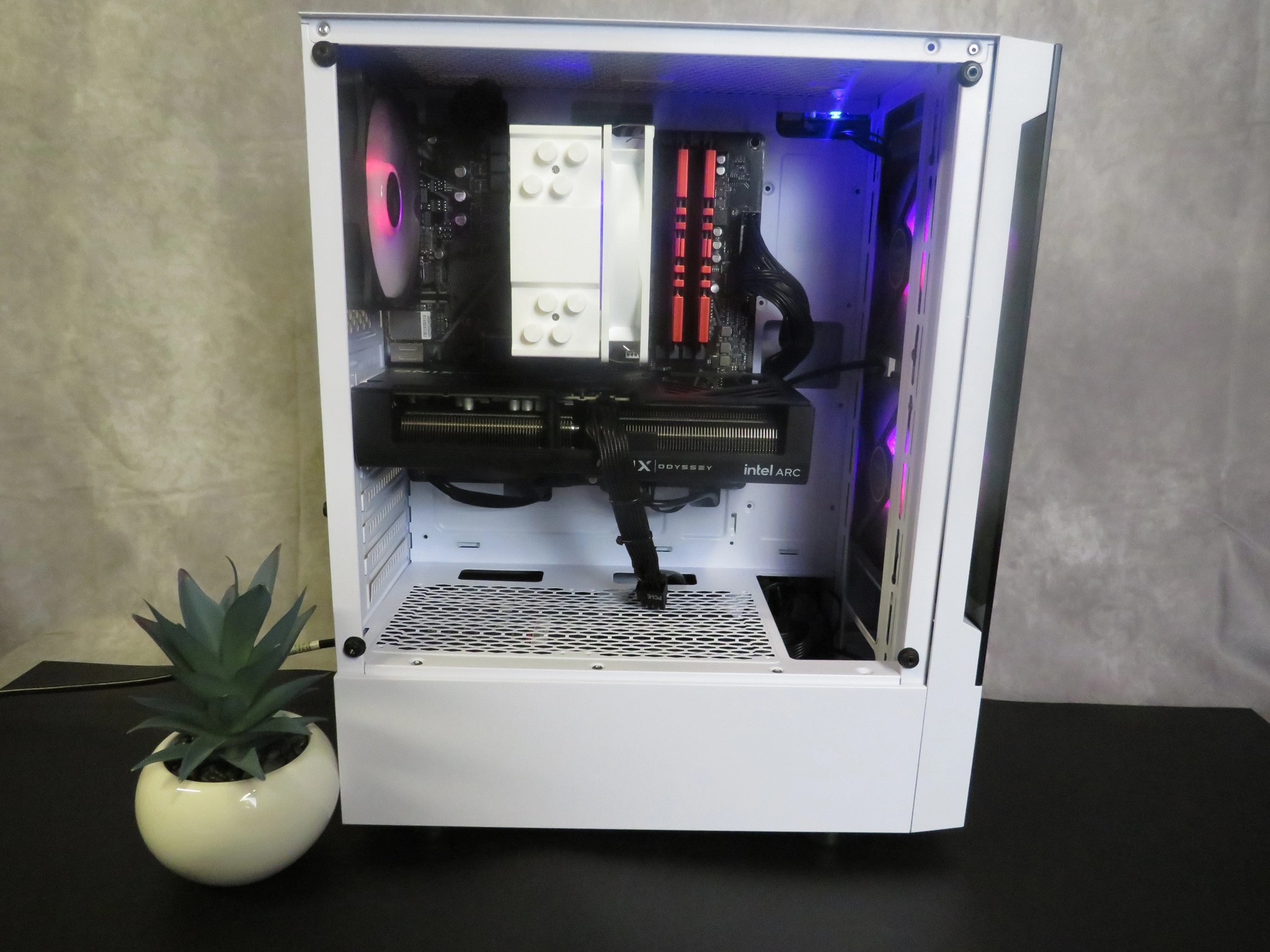 ARC 1440p GAMER! Ryzen 5 3600 + Intel Arc B580 + 32 GB DDR4 + 1 TB NVME