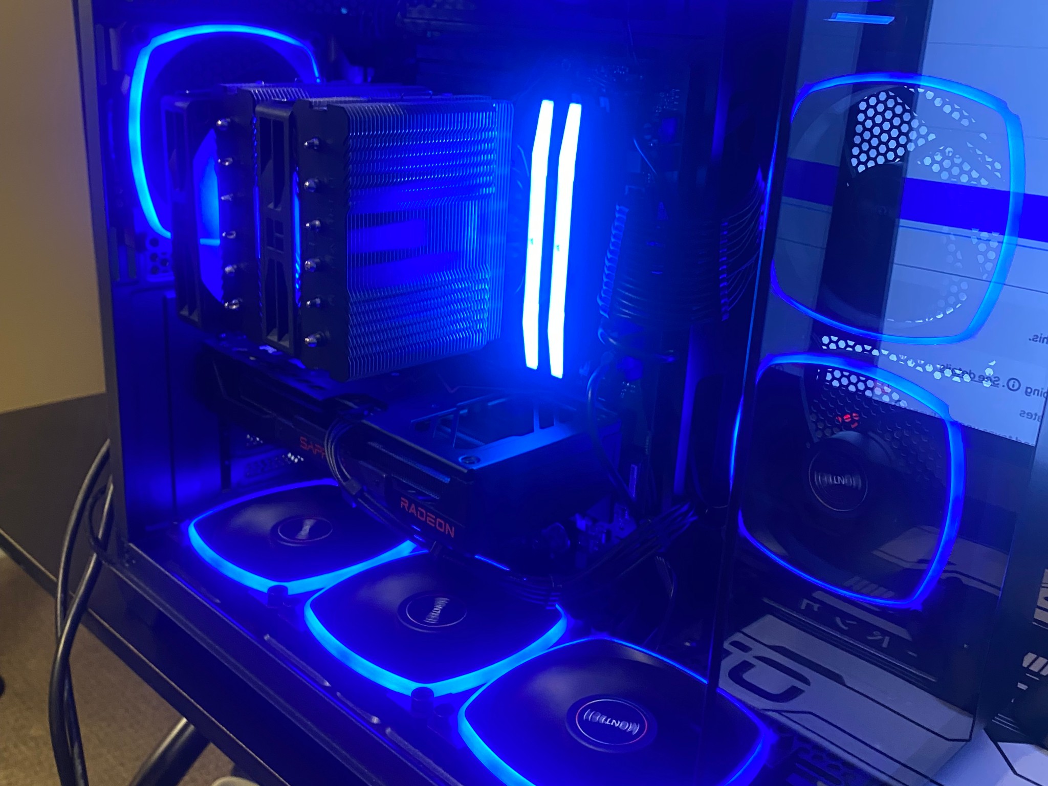 FULL AMD GAMING PC | RYZEN 5 7600X3D | RADEON RX 9060 XT 16GB | 32GB DDR5 | 2TB