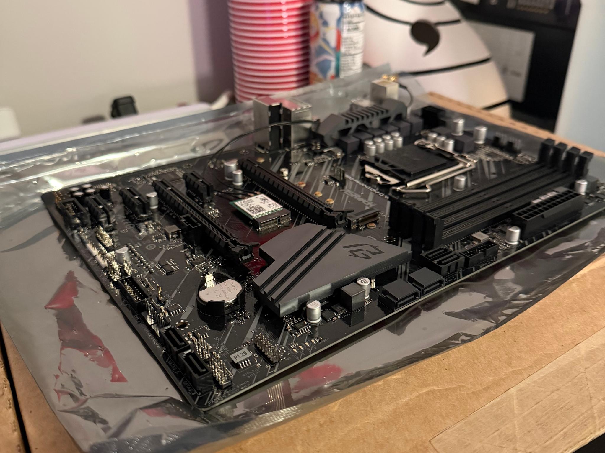 ASRock Z390 Phantom Gaming 4S/AC ATX Motherboard.