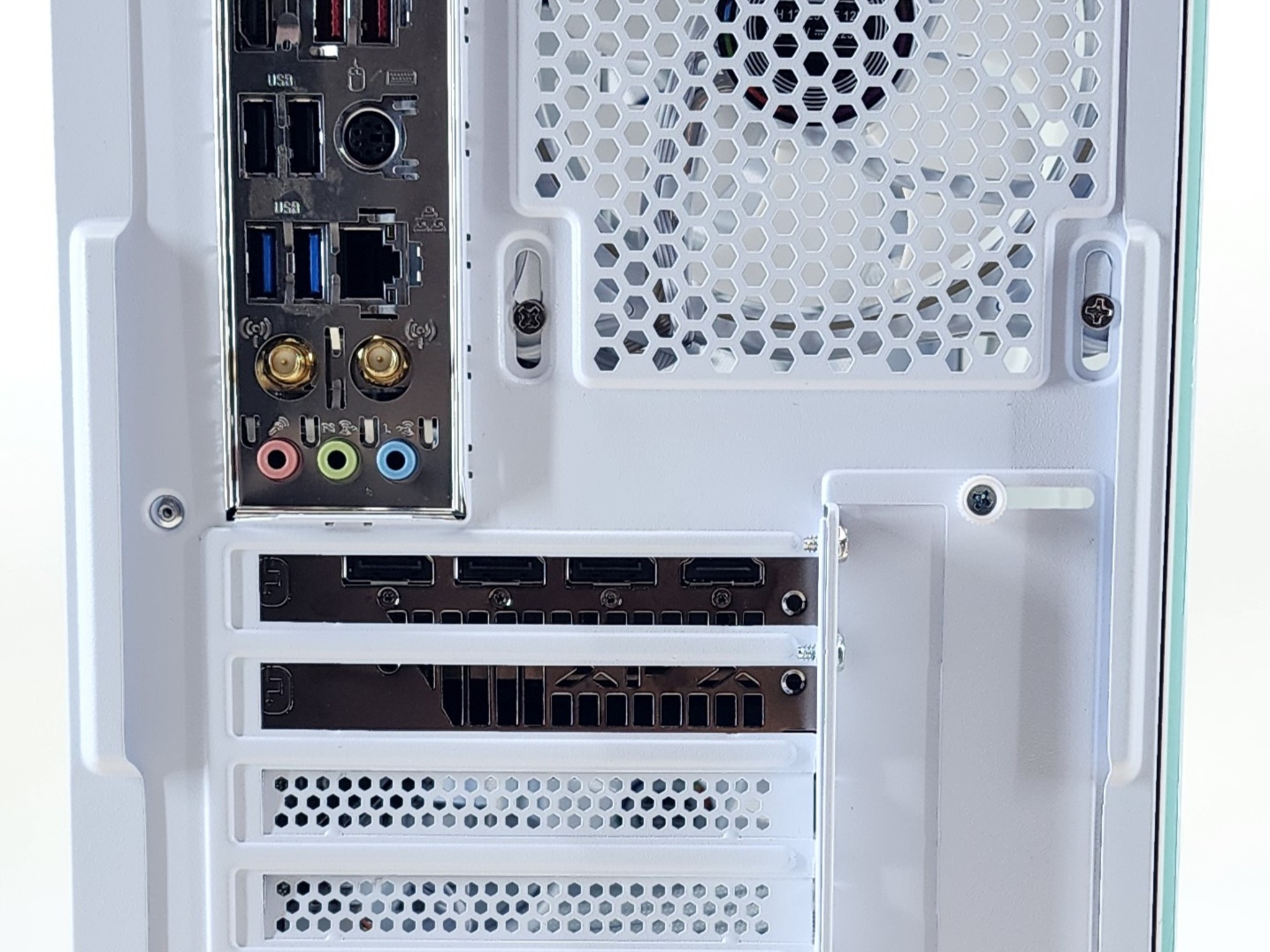 Gaming PC Ryzen 7 5700X 32GB RAM 1TB SSD RX 7700 XT 12GB Windows 11 PC