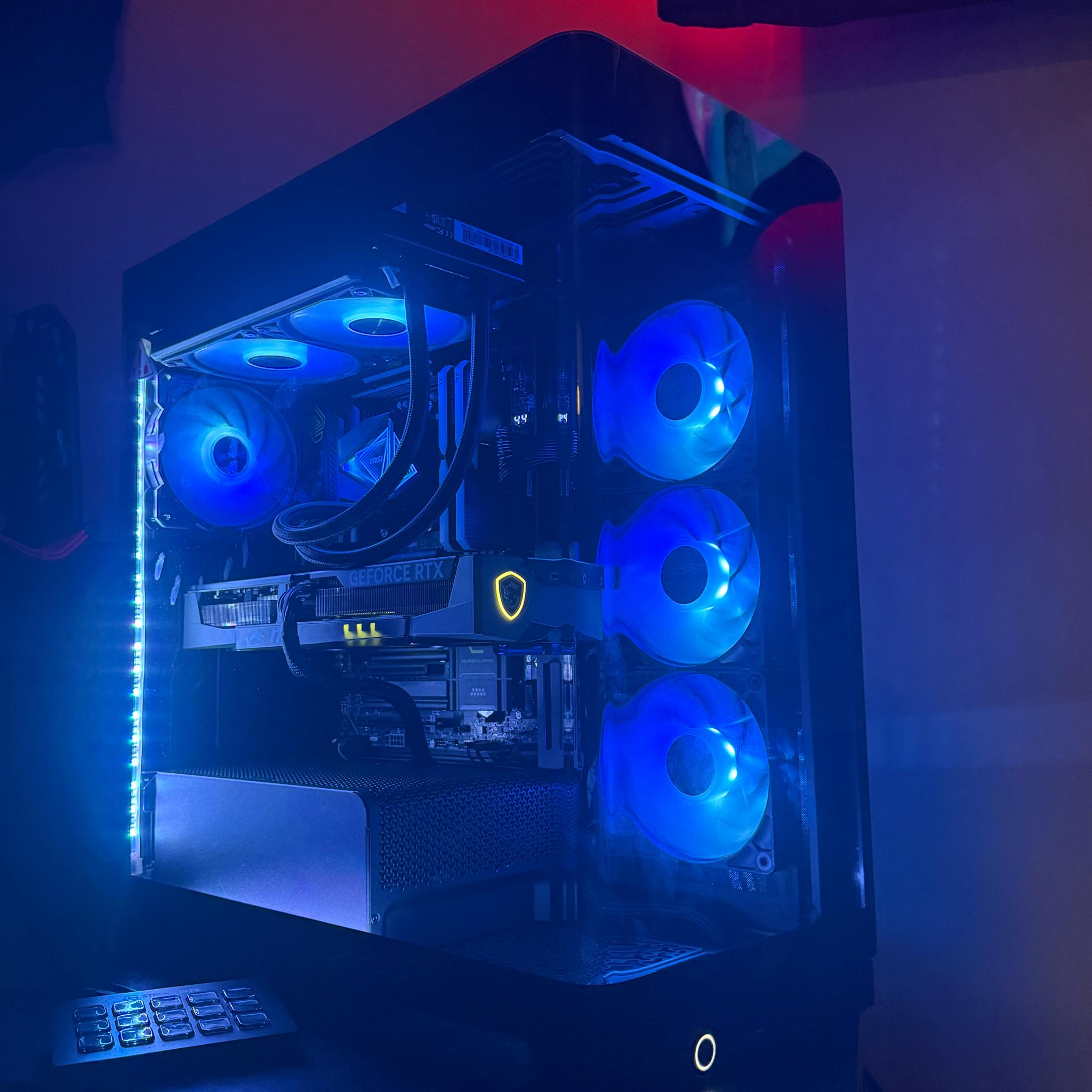 CUSTOM PC 7800X3D/5070/32gb 6400