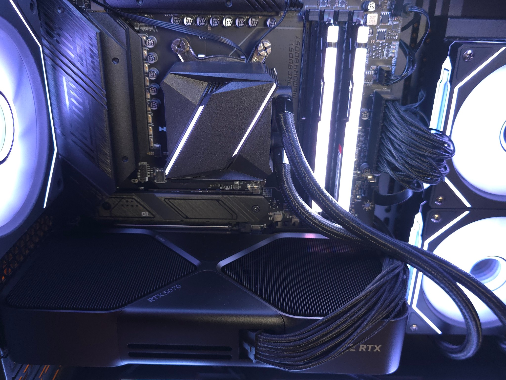 🔥 RTX 5070 Gaming PC | Ryzen 5 7600X3D | 32GB DDR5 | Premium O11 Mini Build