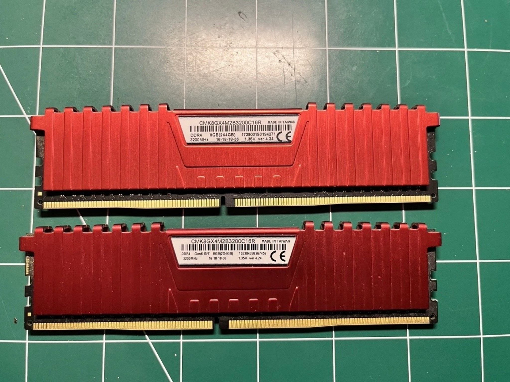 Corsair Vengeance lpx 8GB
