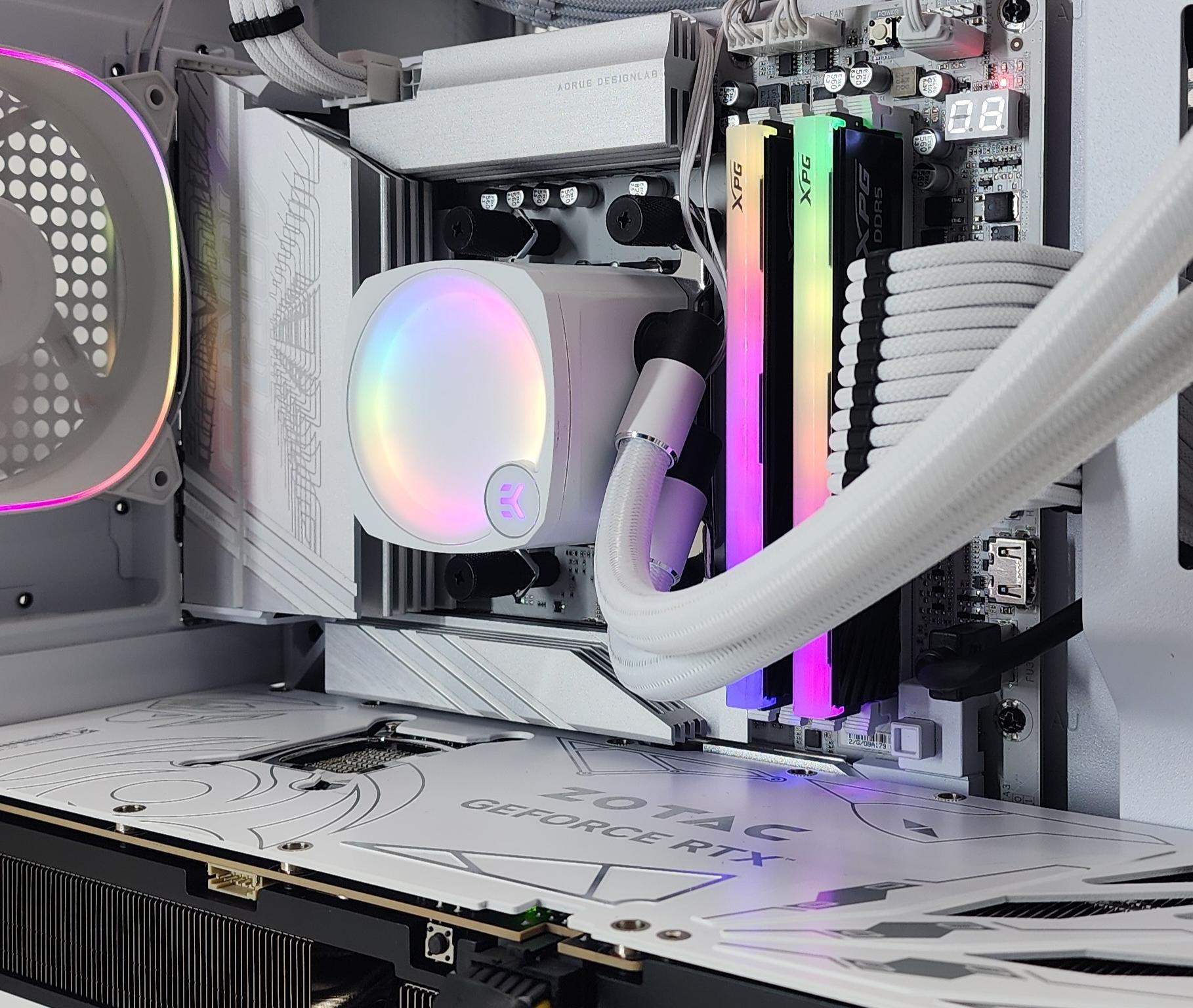 Gaming PC Ryzen 7 9800X3D 32GB RAM 1TB SSD RTX 5080 16GB Windows 11 Computer