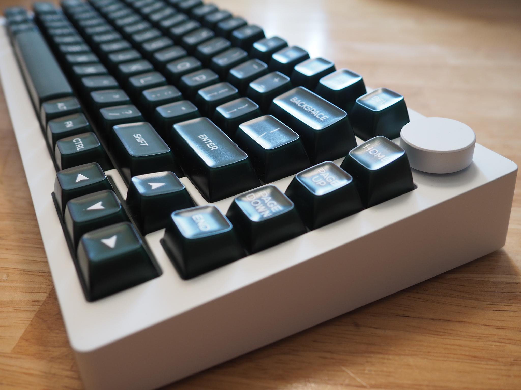 Custom built Creamy-thock 75% Keyboard