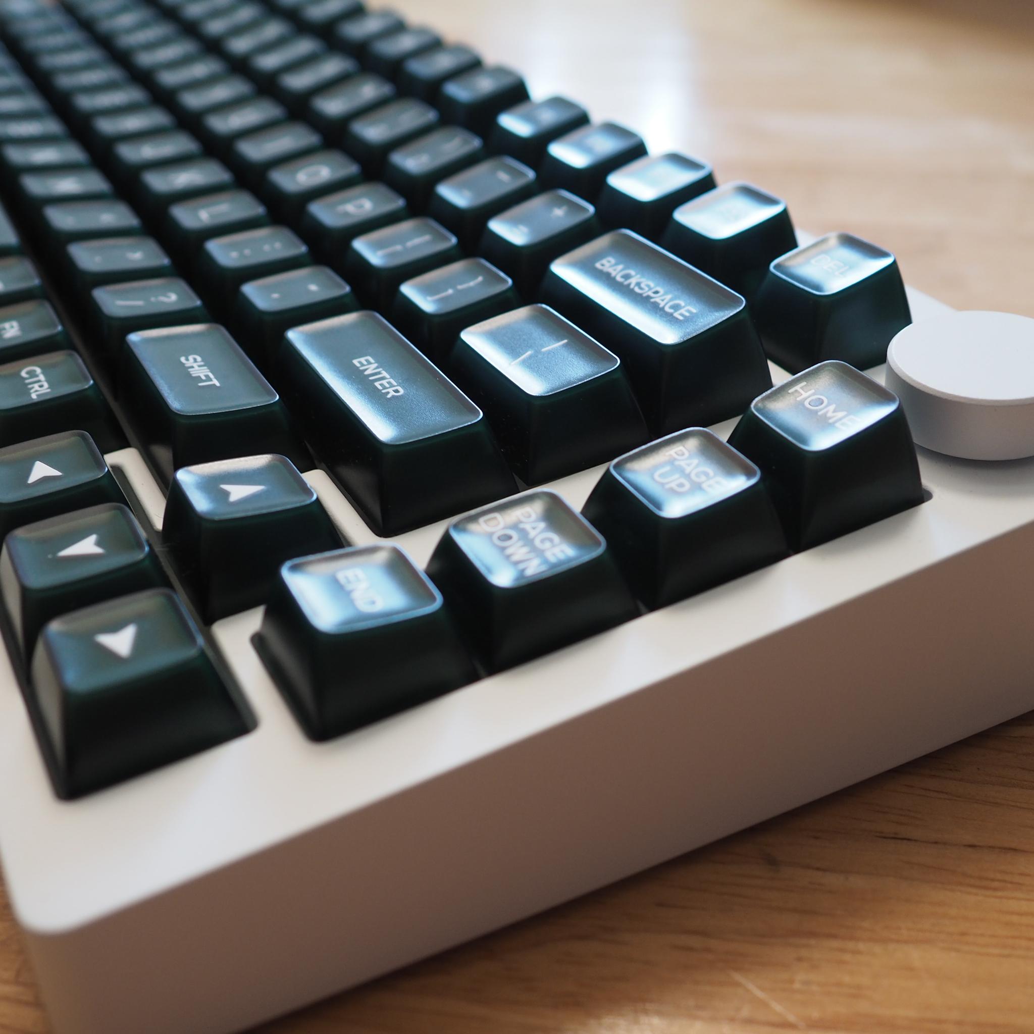 Custom built Creamy-thock 75% Keyboard
