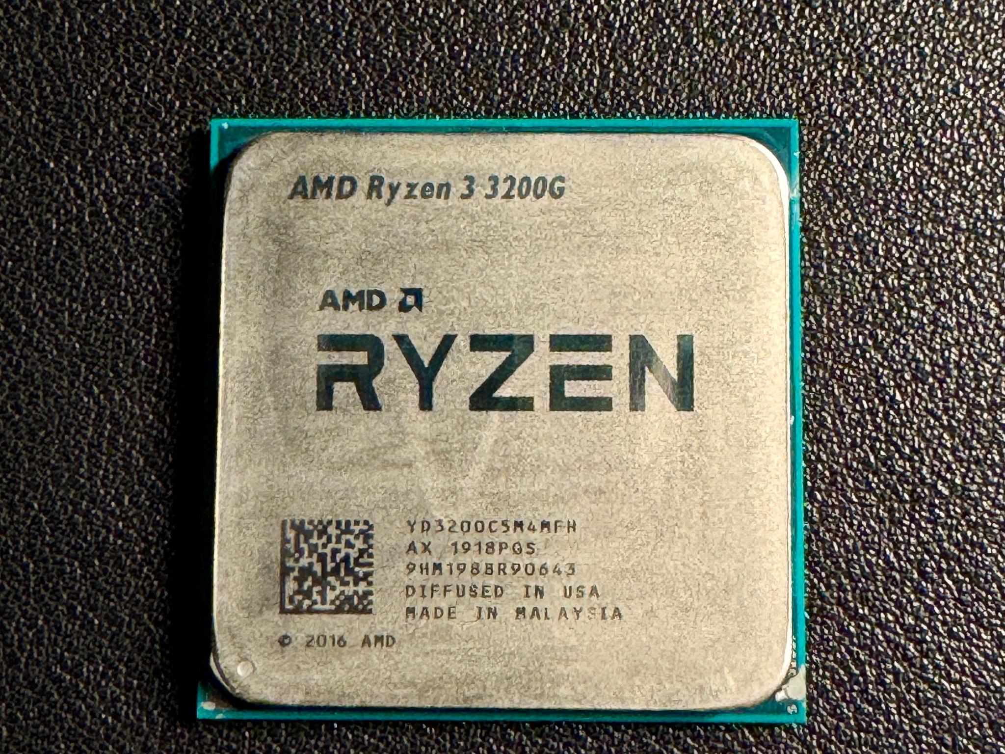 AMD Ryzen 3 3200G