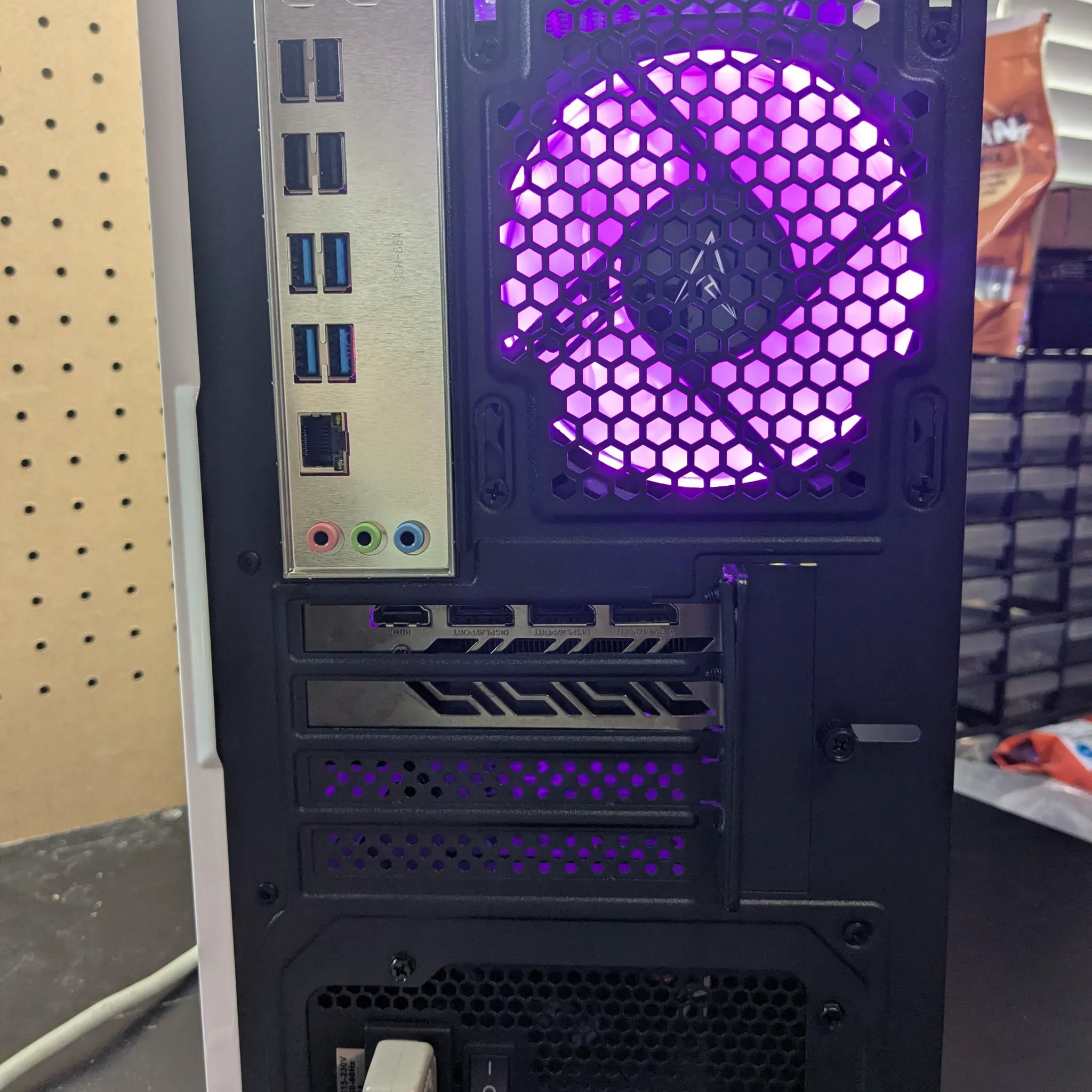 120 FPS Fortnite | 180 Day Warranty | 8 Core Xeon, RX 570 8GB, 32GB RAM, 512GB SSD, Win11, Wifi, RGB