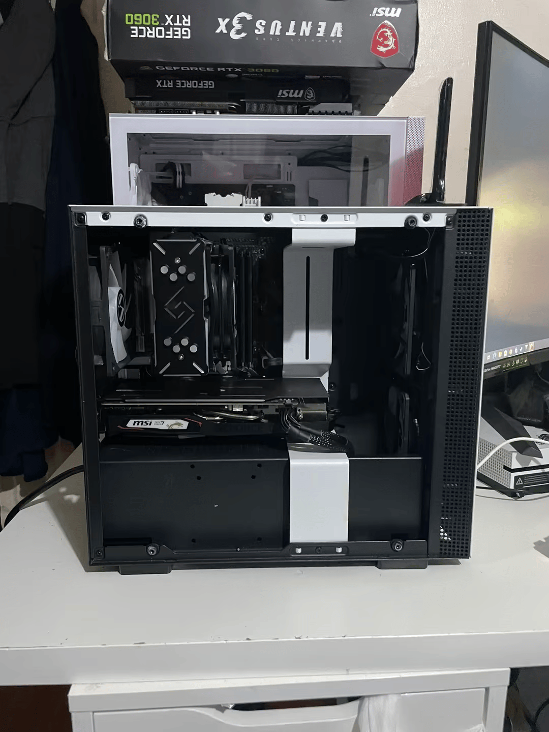 Budget Starting/Mid Level Gaming PC ( Ryzen 3 + GTX 1660)