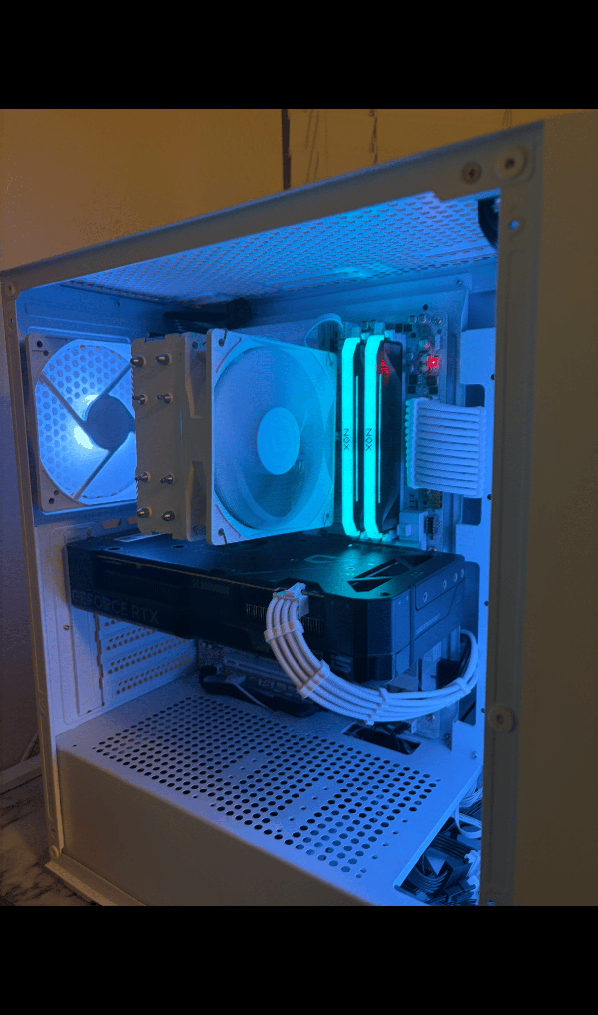 GeForce RTX 4070 Custom Gaming PC – Ryzen 7 9700X, 32GB DDR5, 2TB NVMe SSD