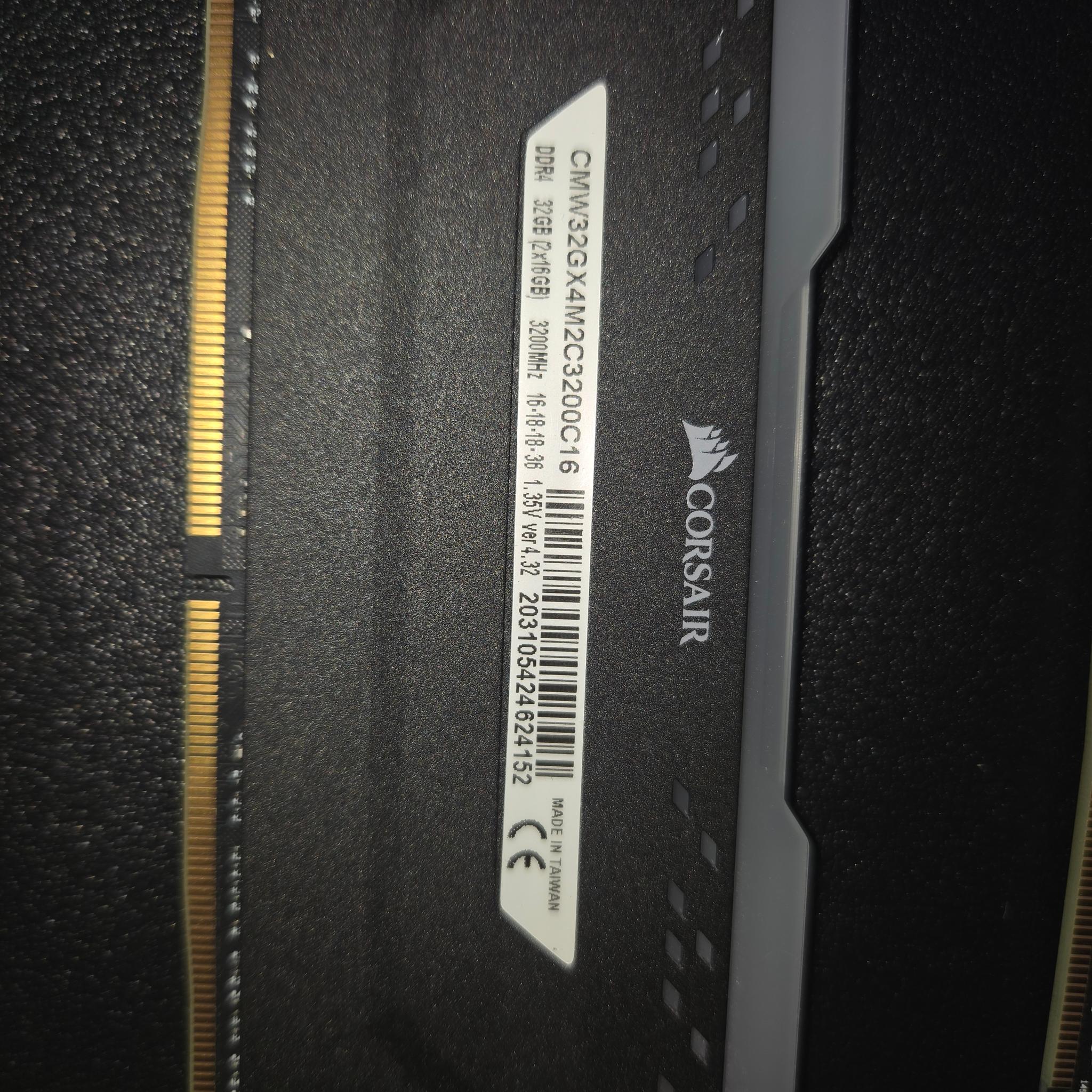 Corsair Vengeance RGB Pro 32GB