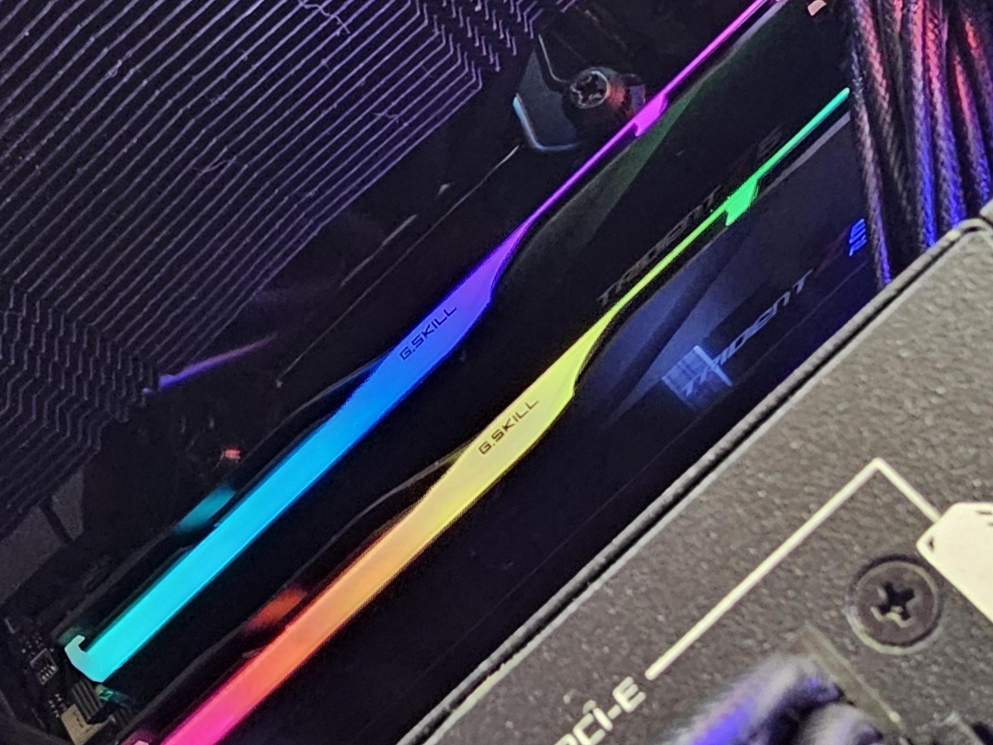 64GB DDR5 (2x32GB) CL32 6400MT/s G.Skill Trident Z5 RGB