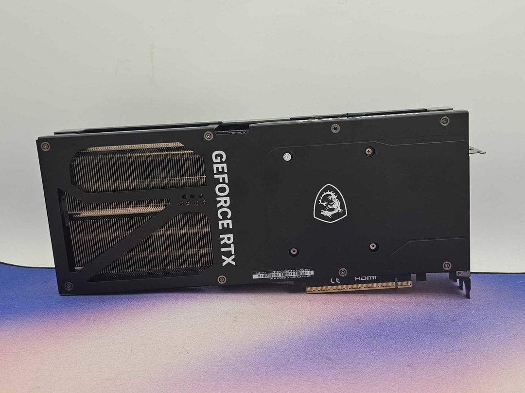 VENTUS 3X GEFORCE RTX™ 5090 ヒートシンクのみ MSI Ventus 3X OC RTX 5090 | Jawa