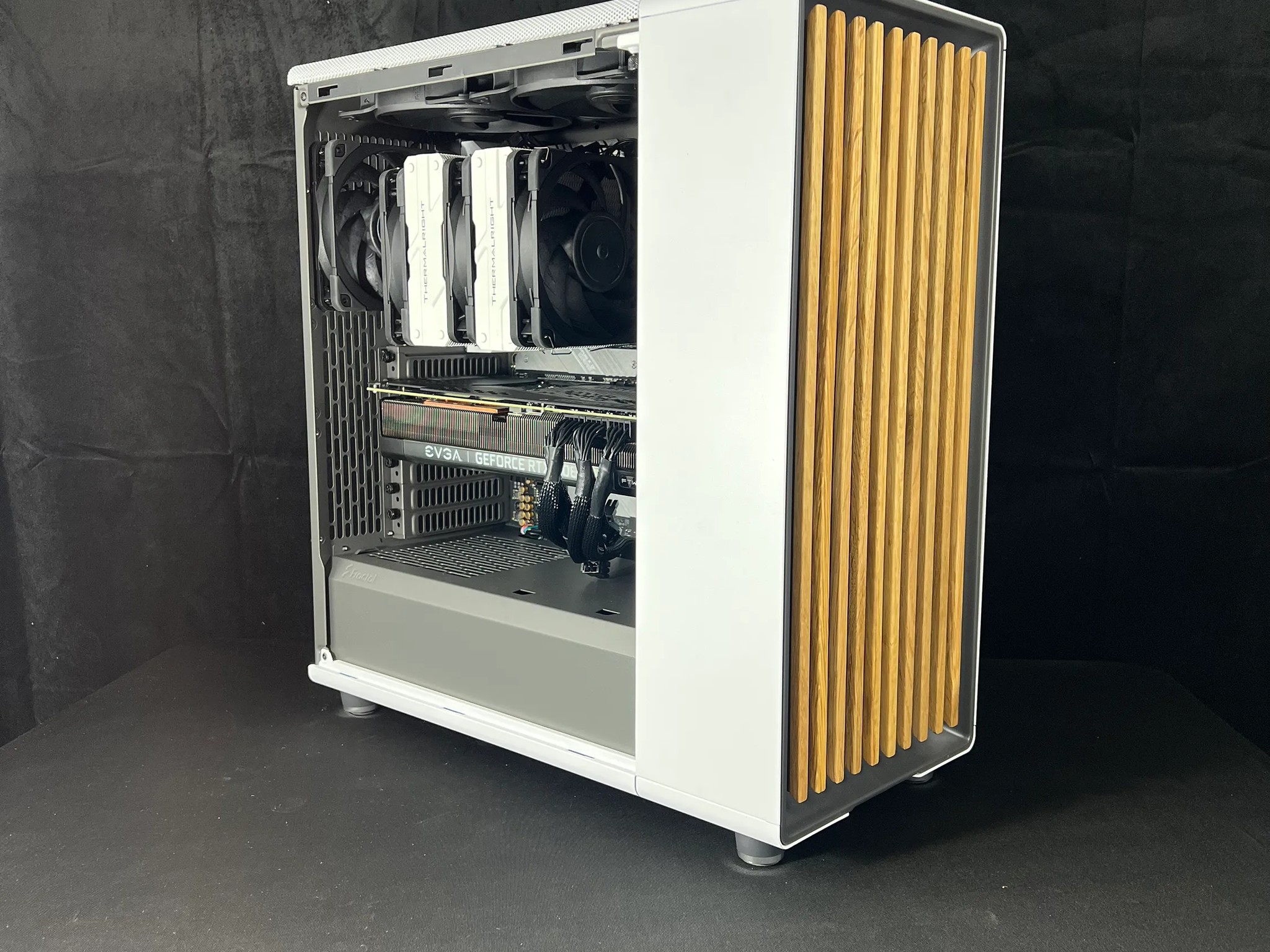 🦣 Fractal Design NORTH 🐧 | 5800X3D | RTX 3080 12GB LHR