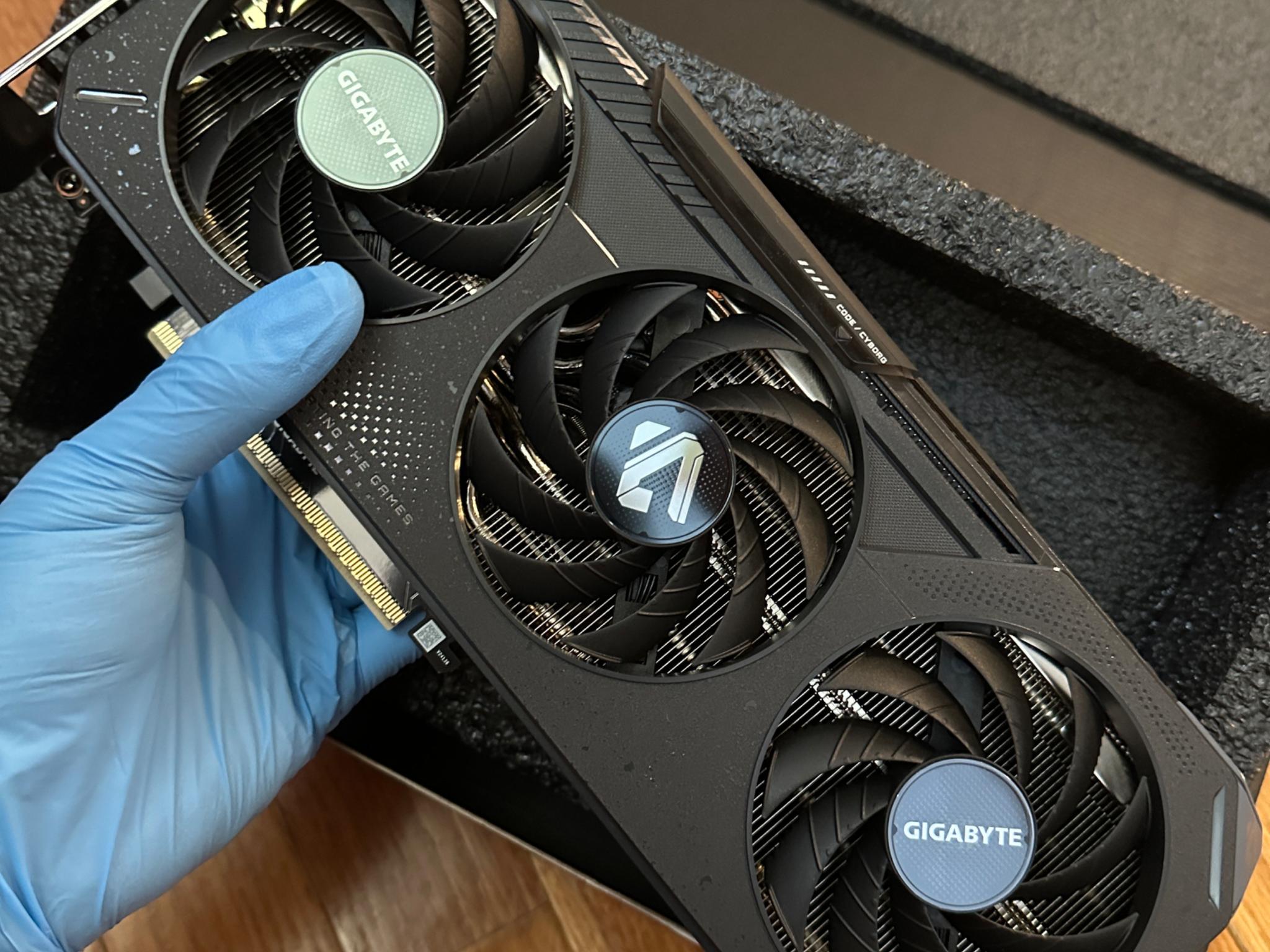 Gigabyte NVIDIA RTX 5060 Ti Gaming Overclocked Triple Fan 16GB