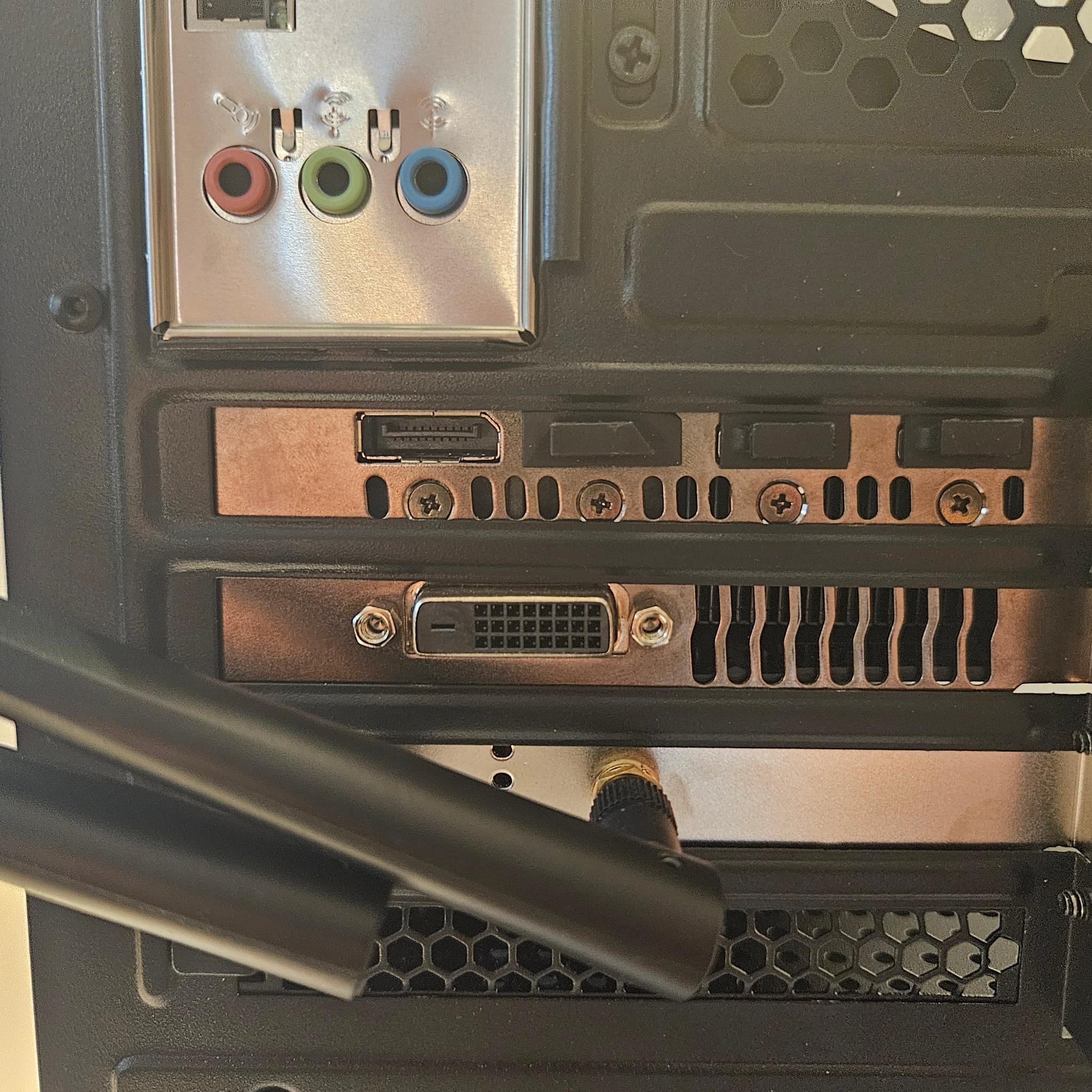 10-Core Xeon E5-2680 v2 | GTX 1080 | 32GB RAM | NVMe SSD+HDD | Win 11 Custom PC