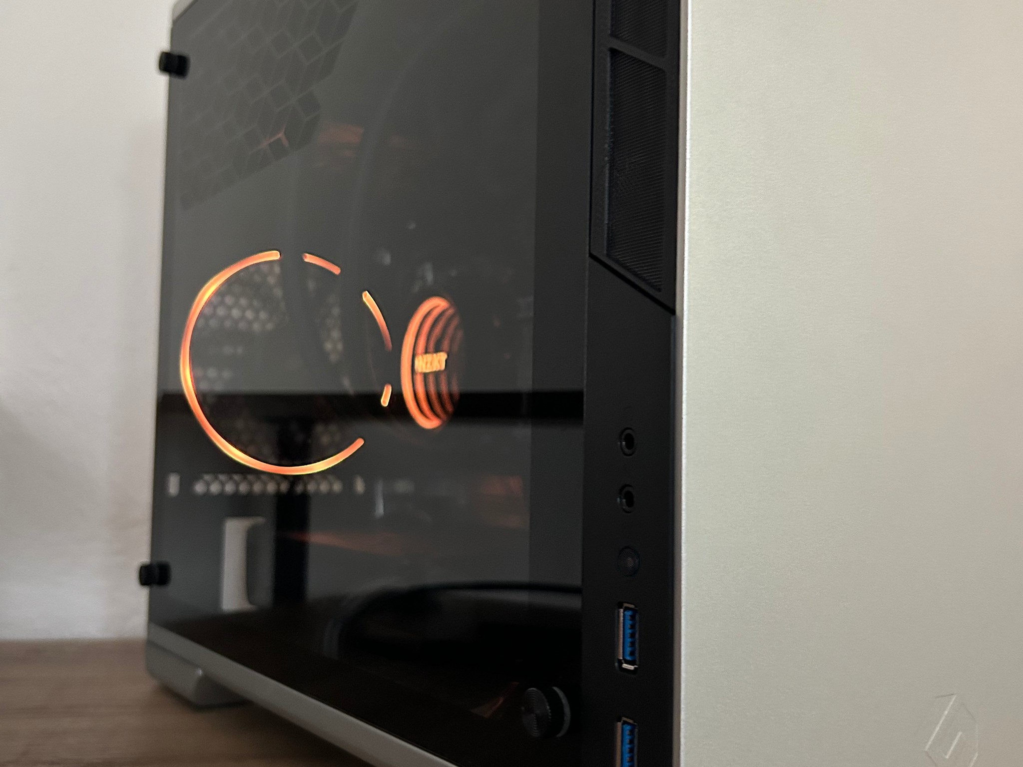 1080P SFF Winter Hibernation PC w/ Ryzen 5 3600 & AMD 7600 8GB