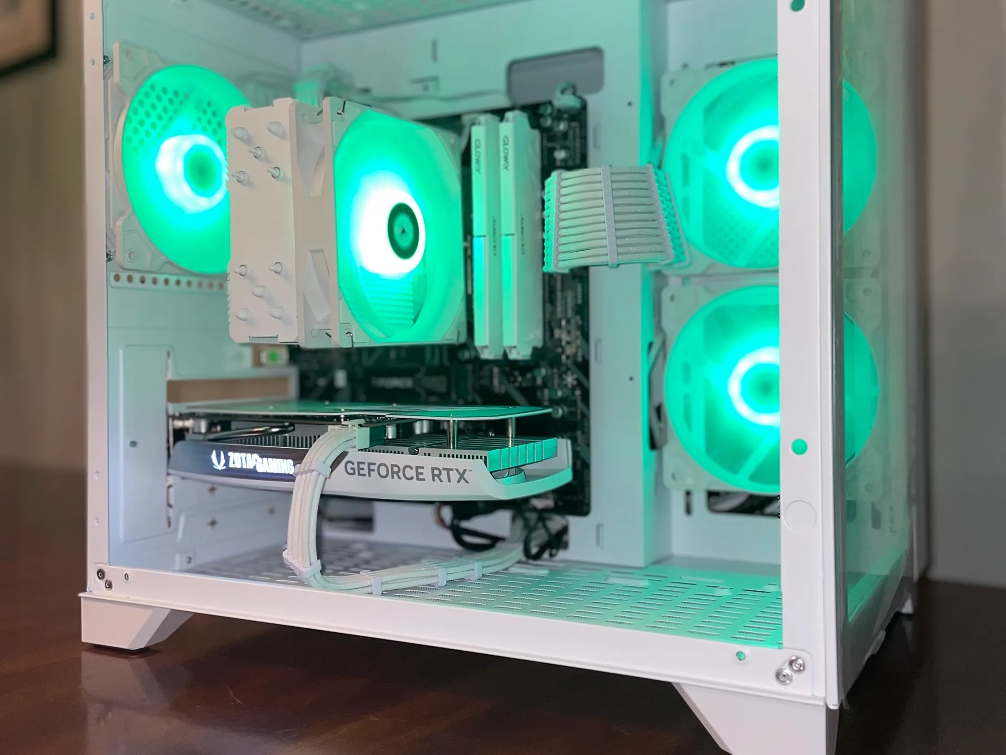 ❄️| RTX 4060 | Ryzen 7 3700x | 32GB | 1 TB NVMe | 1080p Gaming PC | ❄️