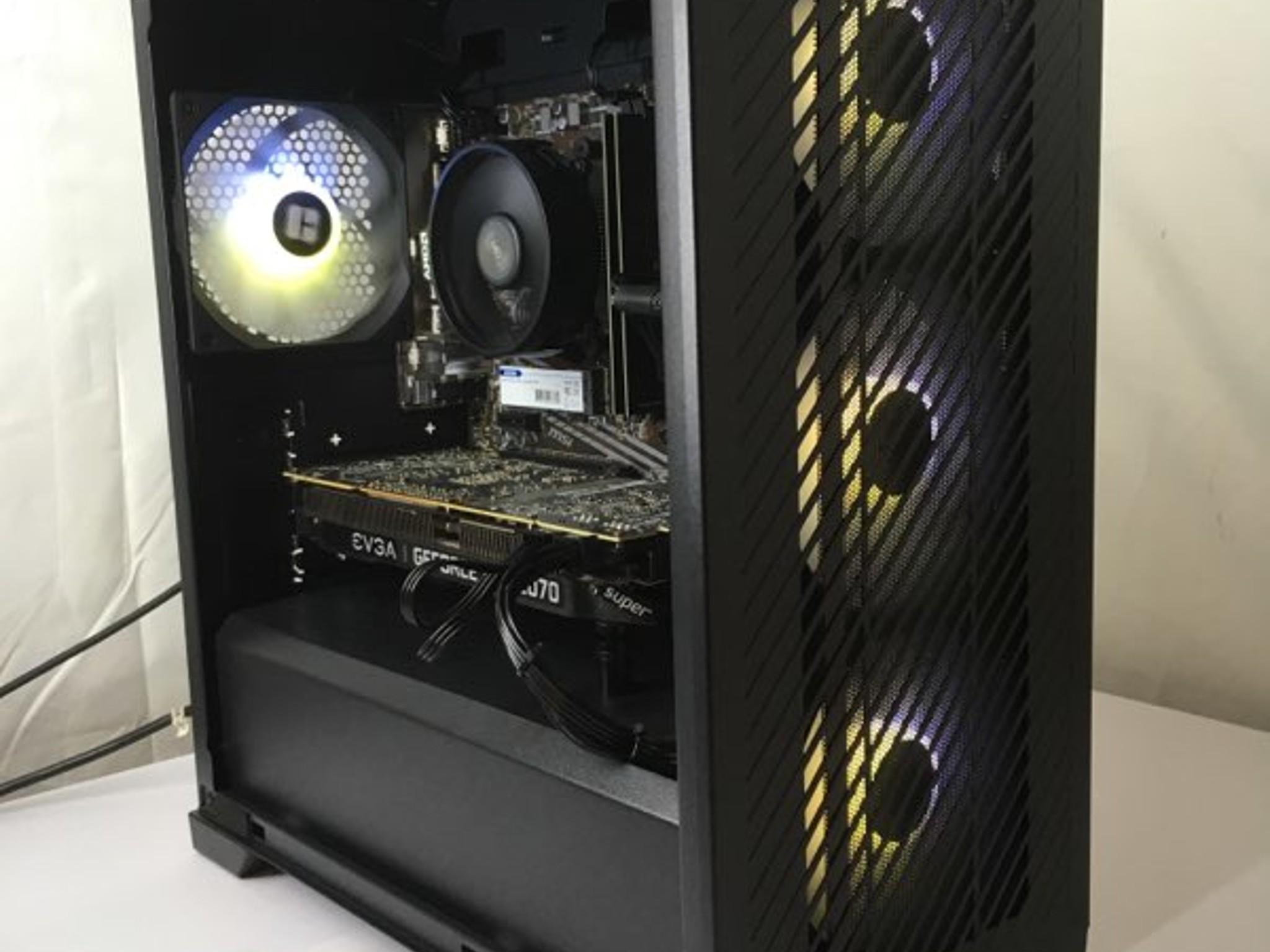 RTX 2070 super | RYZEN 5 2600 | 16GB DDR4 | windows 11 home