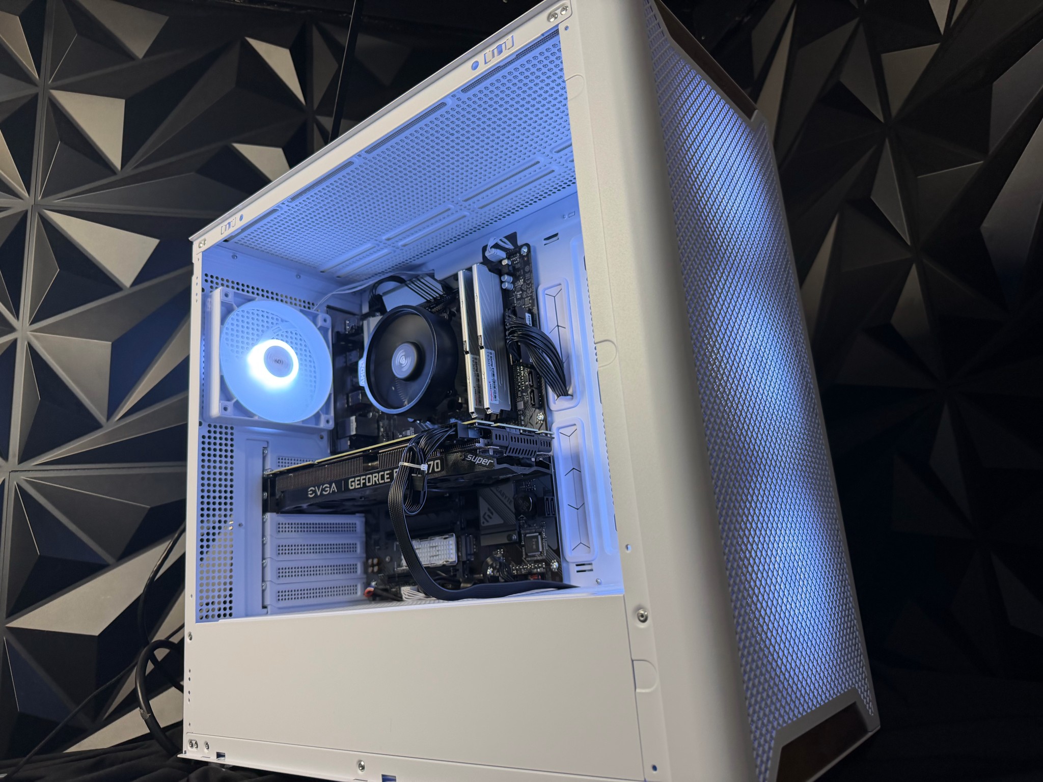 🤍🌲 WHITE WOOD SUPER 🌲🤍Ryzen 5 5500| RTX 2070 Super| 16 GB DDR4| 750 Gb NVMe| 650 W PSU