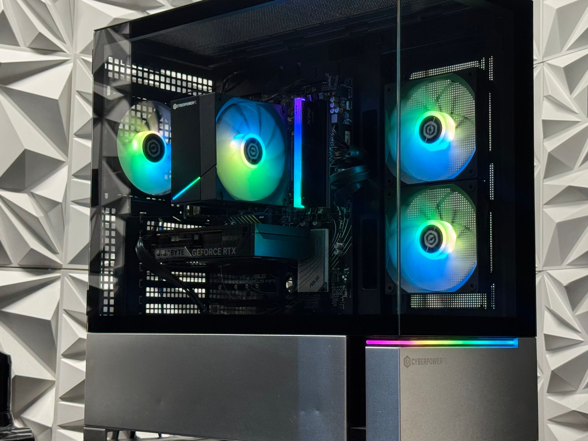 RTX 5060 / Ryzen 5 8400F / 16GB DDR5 / 1Tb SSD / Gaming pc / Future proof