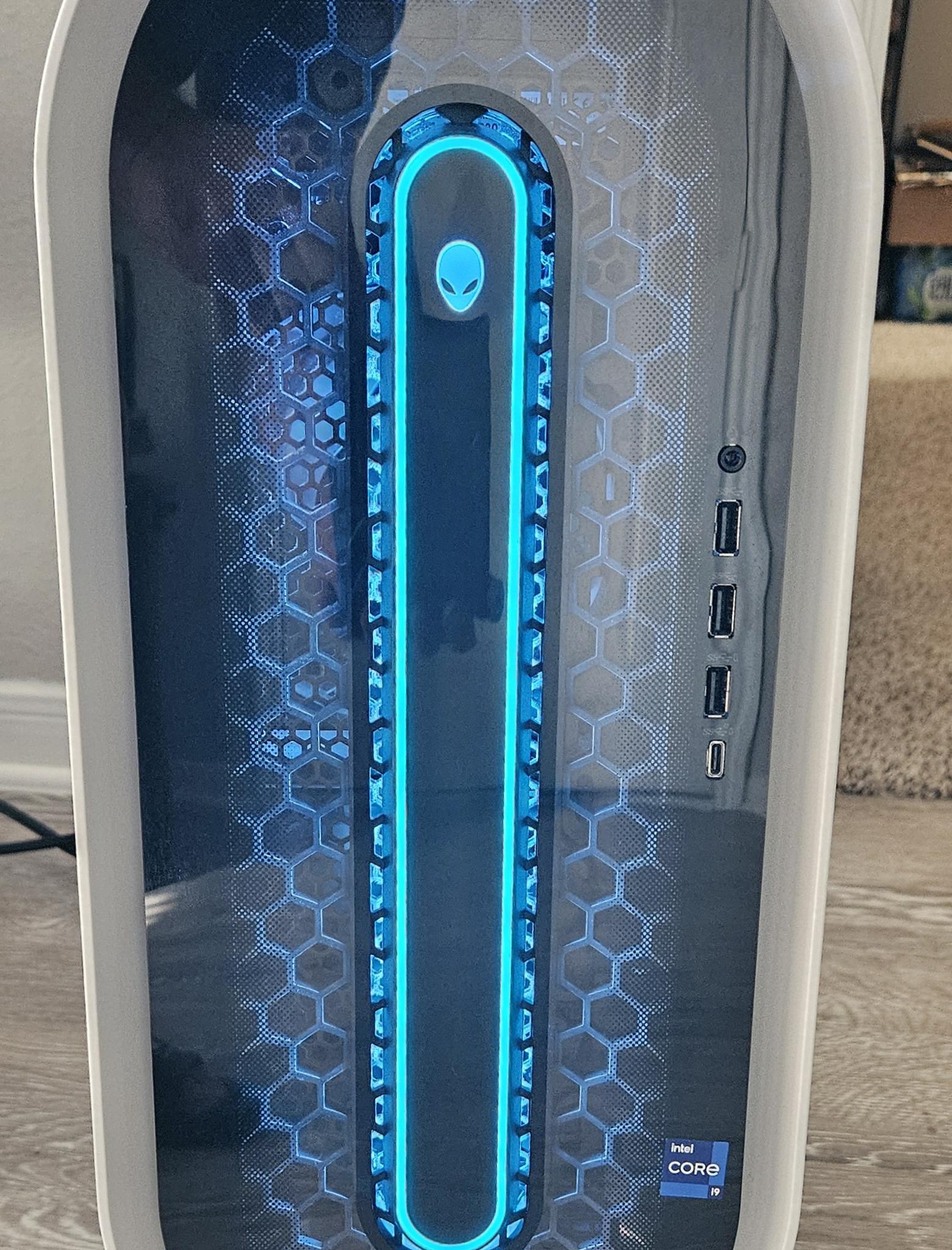 Alienware Aurora R15 | Nvidia Rtx 4090 | i9 13th Gen | 4TB NVMe + 2TB SATA | 1350W | liquid cooled