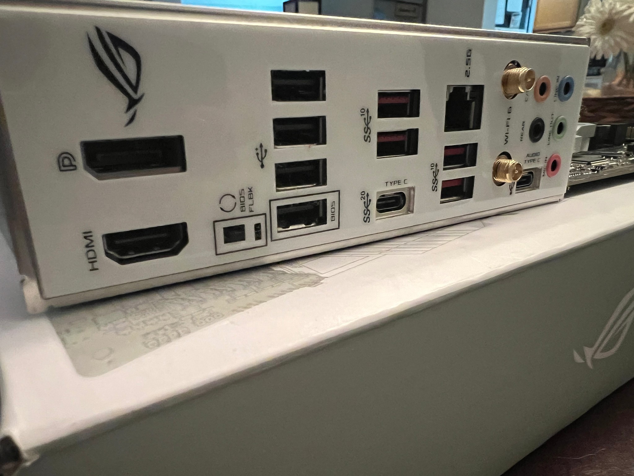 ASUS ROG Strix Z590-A Gaming WiFi 6 LGA 1200