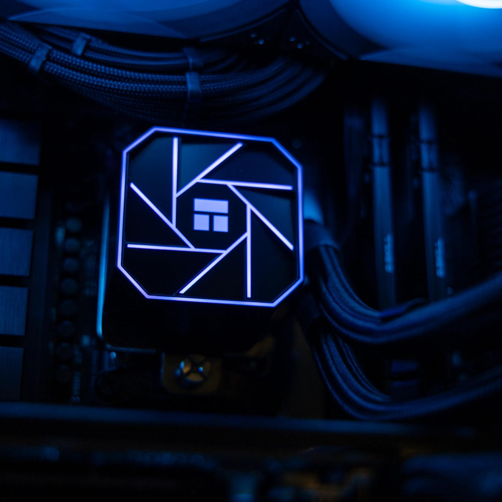 🌪️ Typhon 🌪️ RX 9070XT / AMD R7 7800X3D / 2TB NVME / 32GB DDR5 RAM / 360 AIO / Windows 11 Pro
