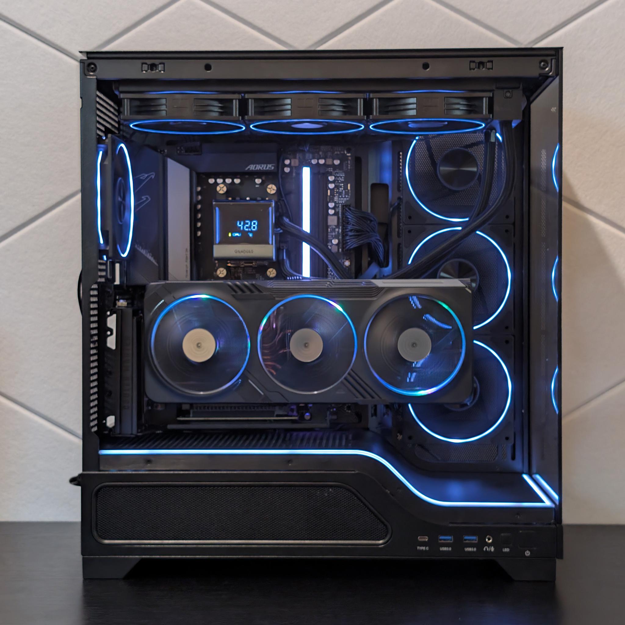 🪐🔥1440p Gaming Beast | RTX 4070Ti | Ryzen 7 7700X | 1TB SSD | 32GB RAM | WiFi 6 & Bluetooth🔥🪐