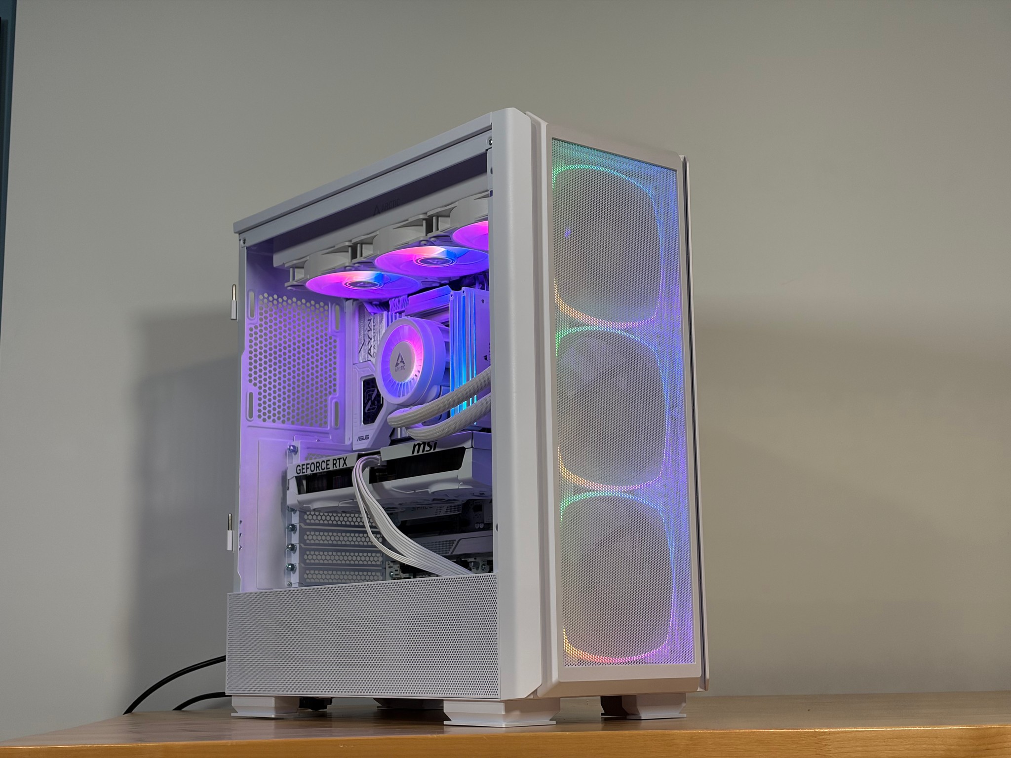 RTX 5080 Intel Core Ultra 7 270k Plus 96gb DDR5 Gaming PC