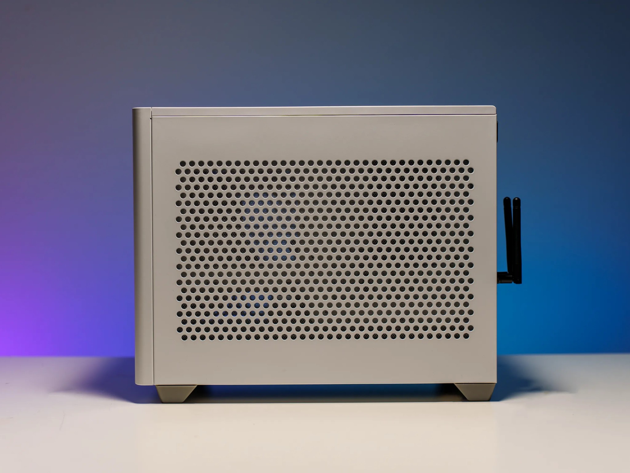 All White Mini-ITX Gaming PC | AMD Ryzen 7 5700x | RTX 3070 | 16GB DDR4 | 1TB M.2 | ARGB