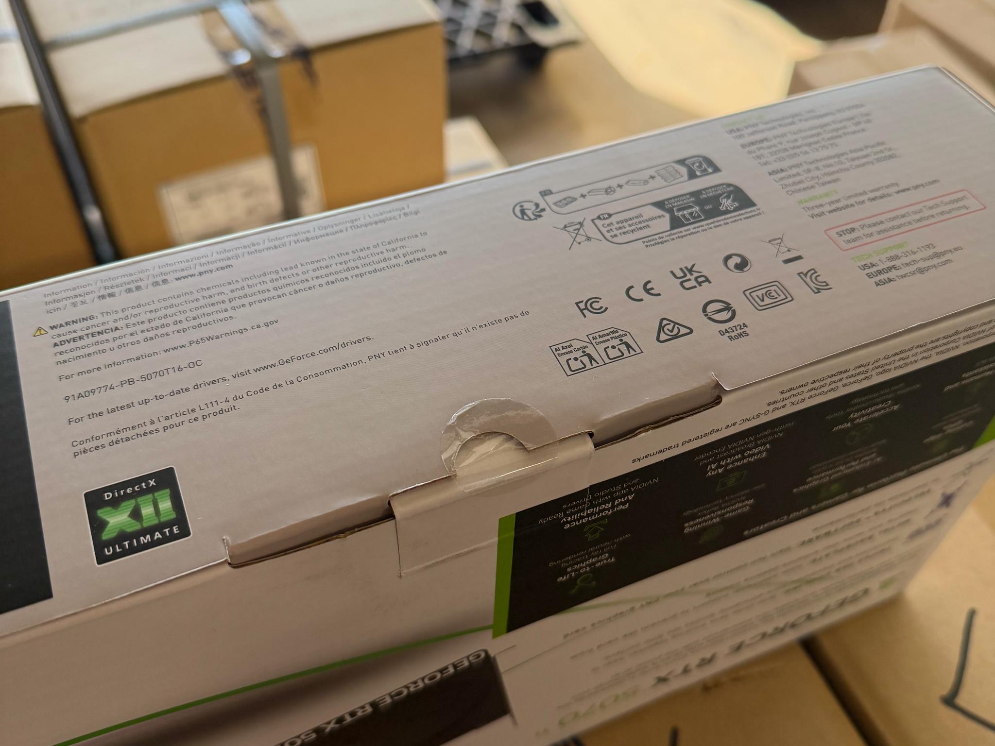 PNY GeForce RTX 5070 Ti OC - VCG5070T16TFXPB1-O