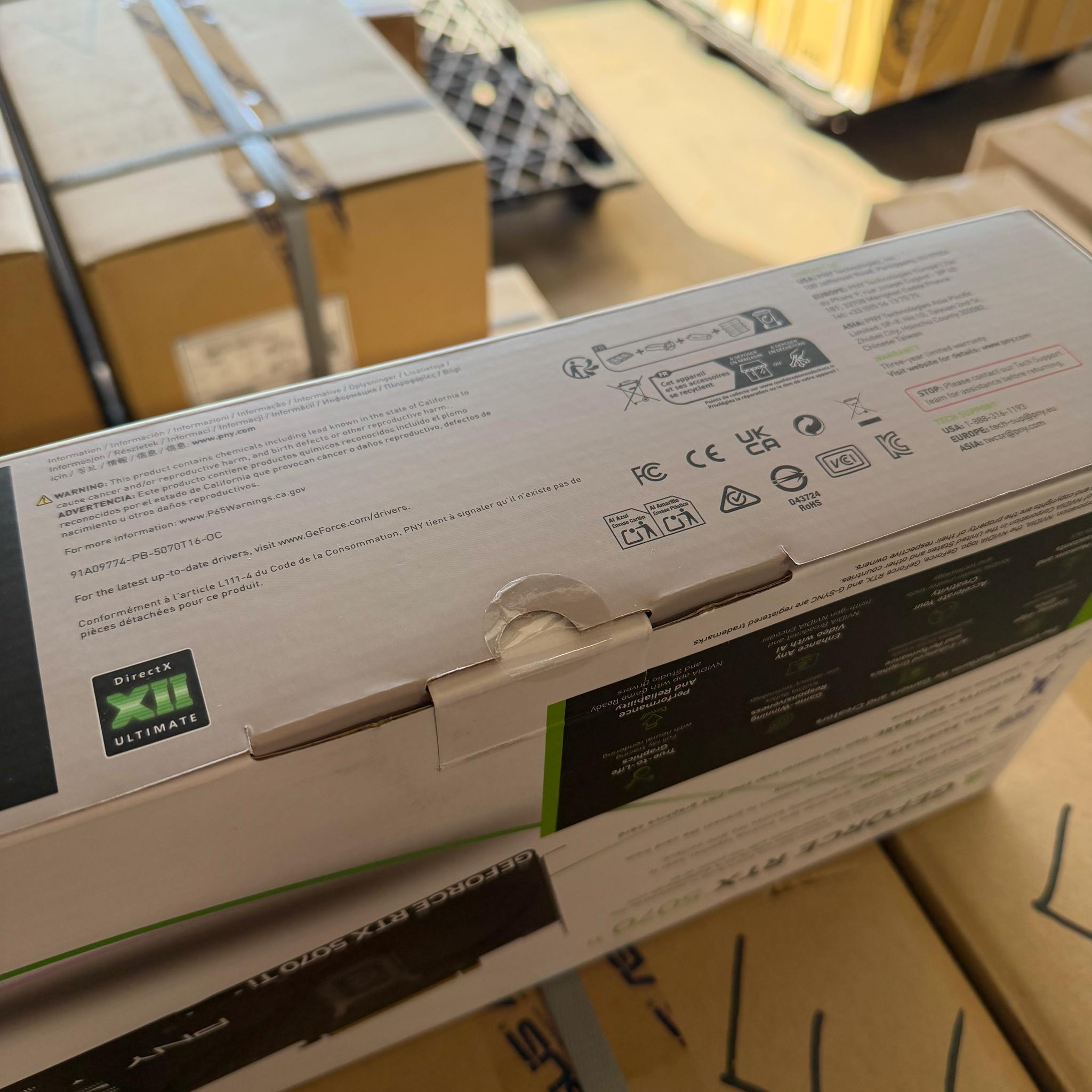 PNY GeForce RTX 5070 Ti OC - VCG5070T16TFXPB1-O