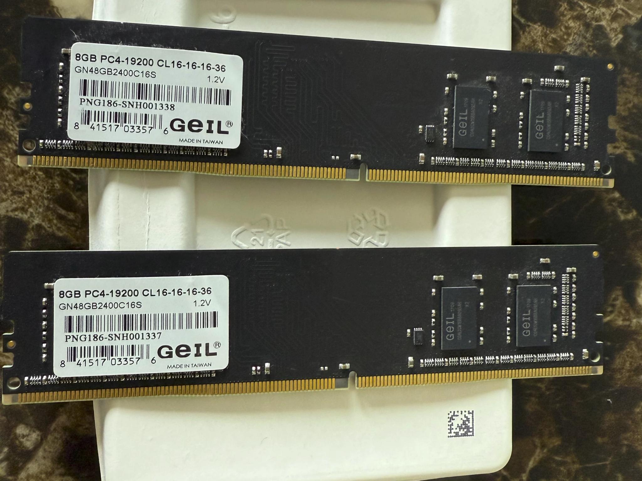 GEIL 16 GB (2x8GB) PC4-19200 DIMM 1.2V 288-Pin Non-ECC Desktop Memory Module