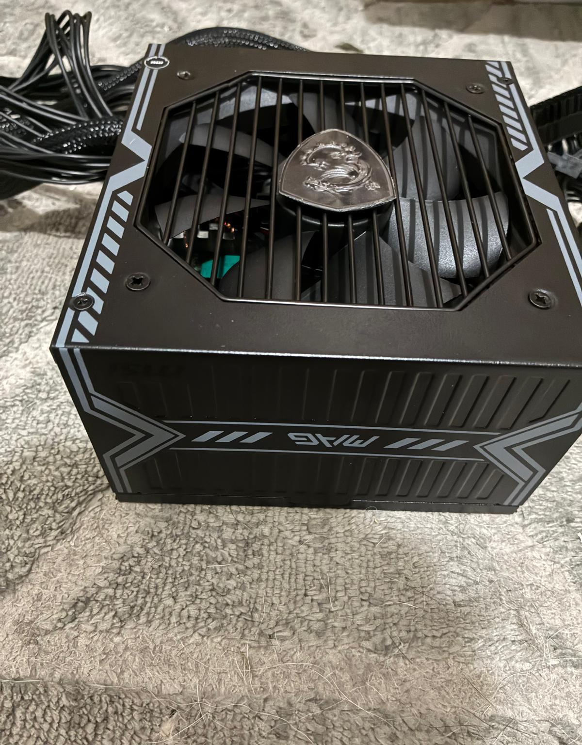 MSI MAG A550BN, Non-Modular Compact 550W Power Supply