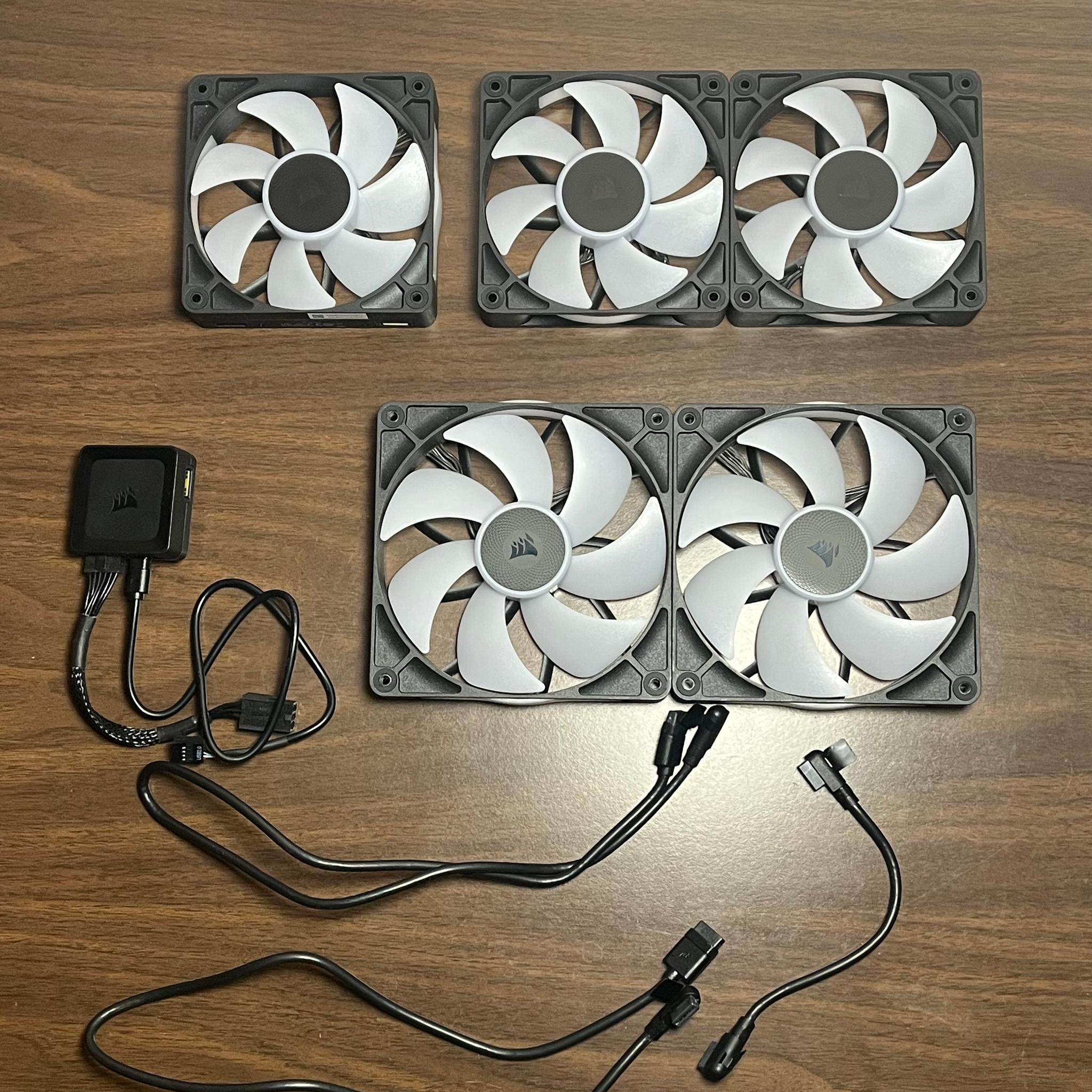 Corsair iCUE Link System Hub/RGB Fans Bundle