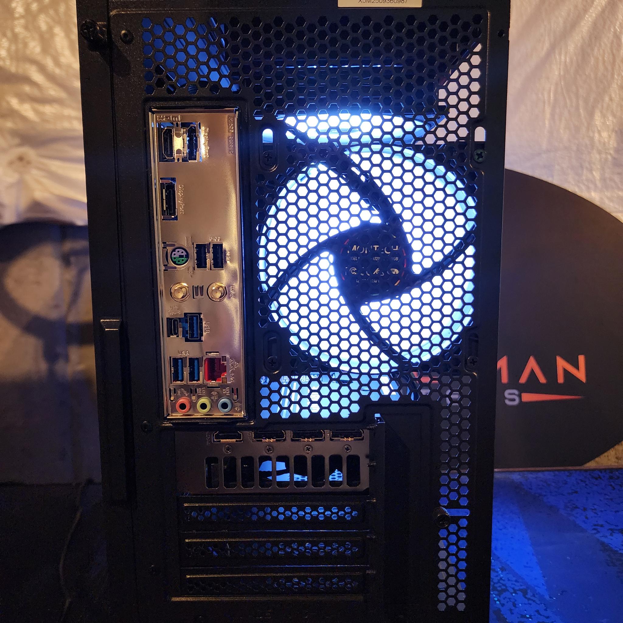 RTX 5080 / Ryzen 7 9800X3D / 32GB DDR5 RAM / 2TB NVMe
