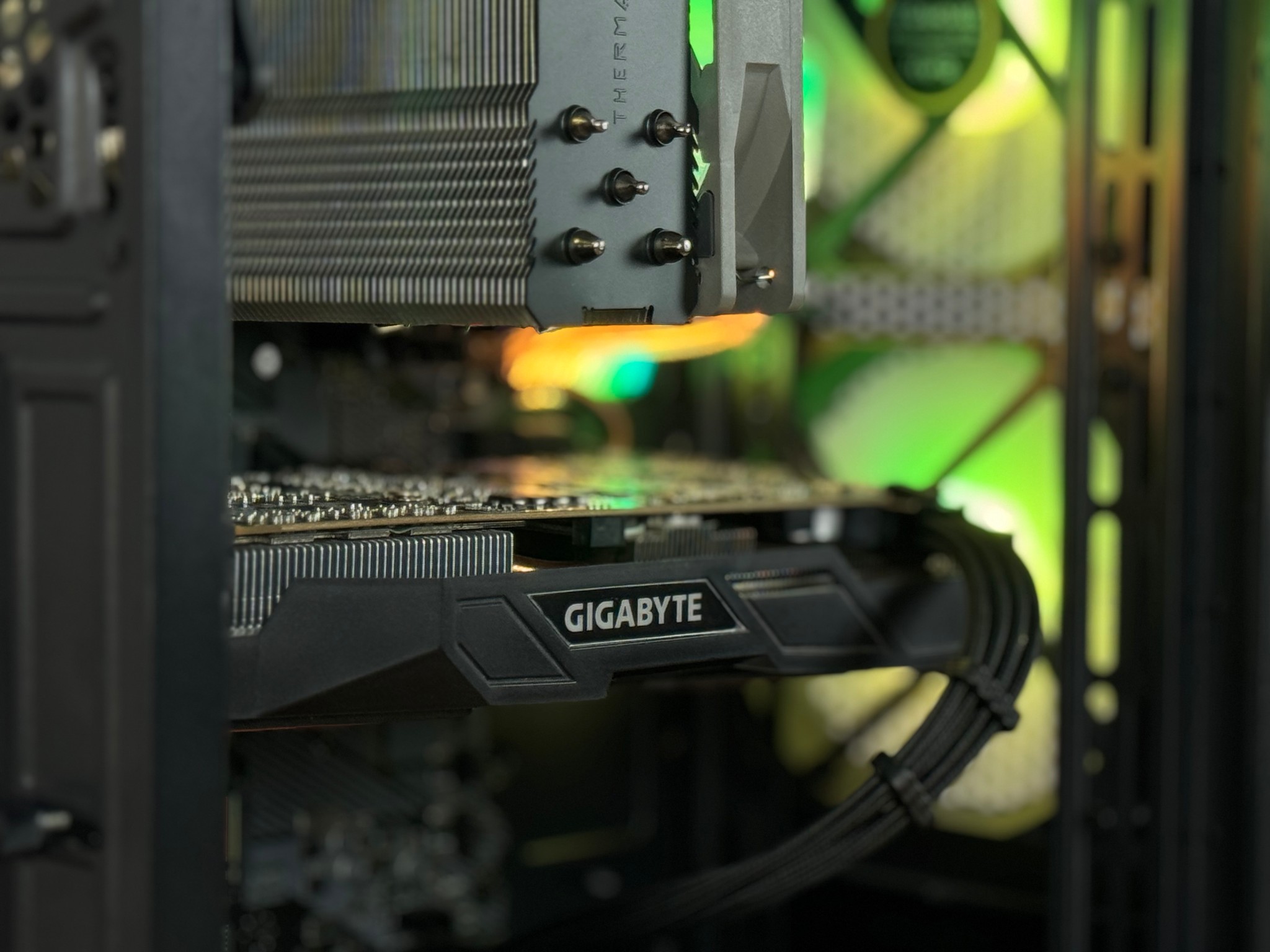 RGB OVERLOAD Intel i5 10400F GTX 1070 1TB Gaming/Streaming PC