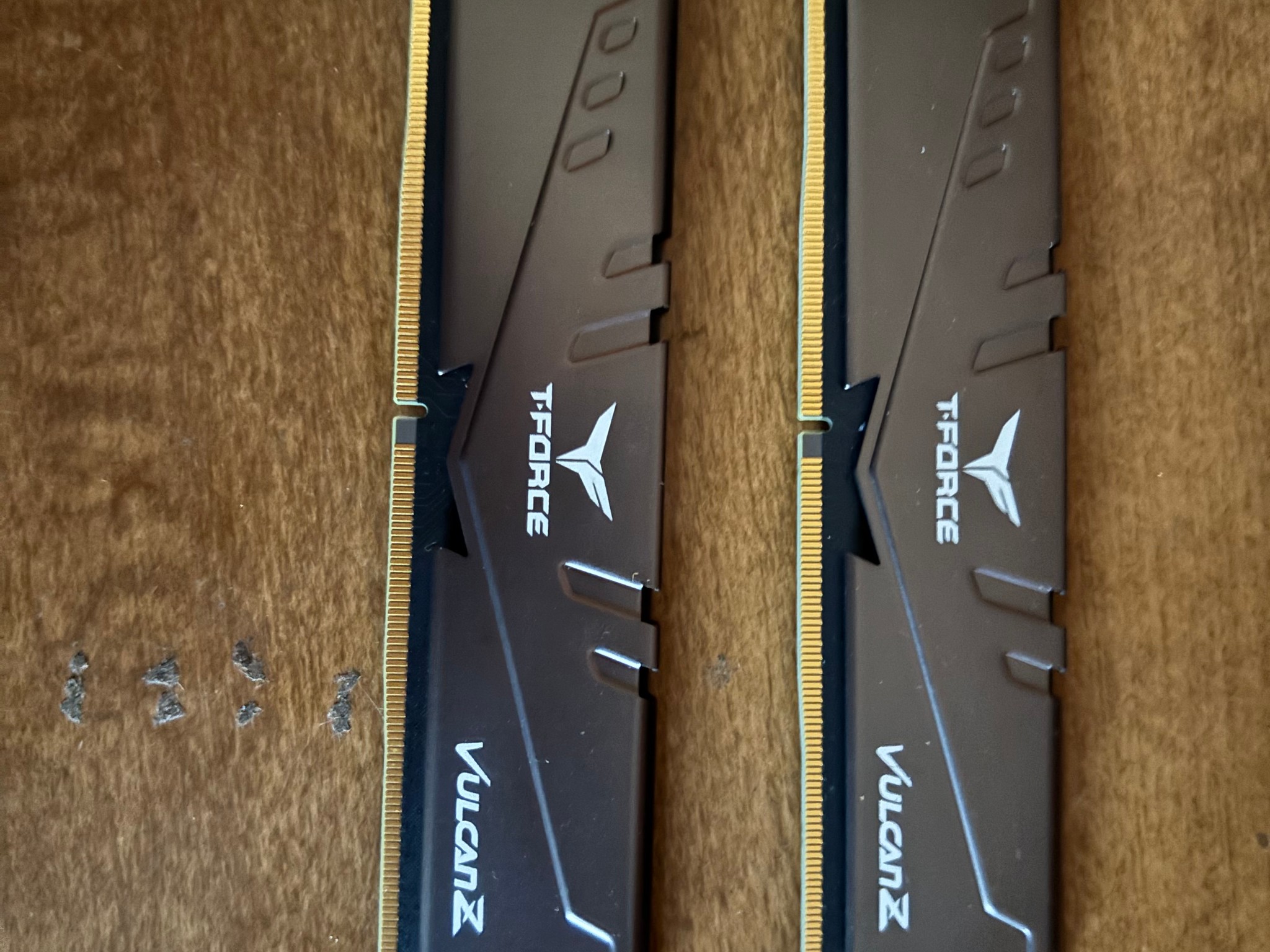 TEAMGROUP T-Force Vulcan Z 16GB (2x8GB) DDR4-3200 DIMM Desktop RAM