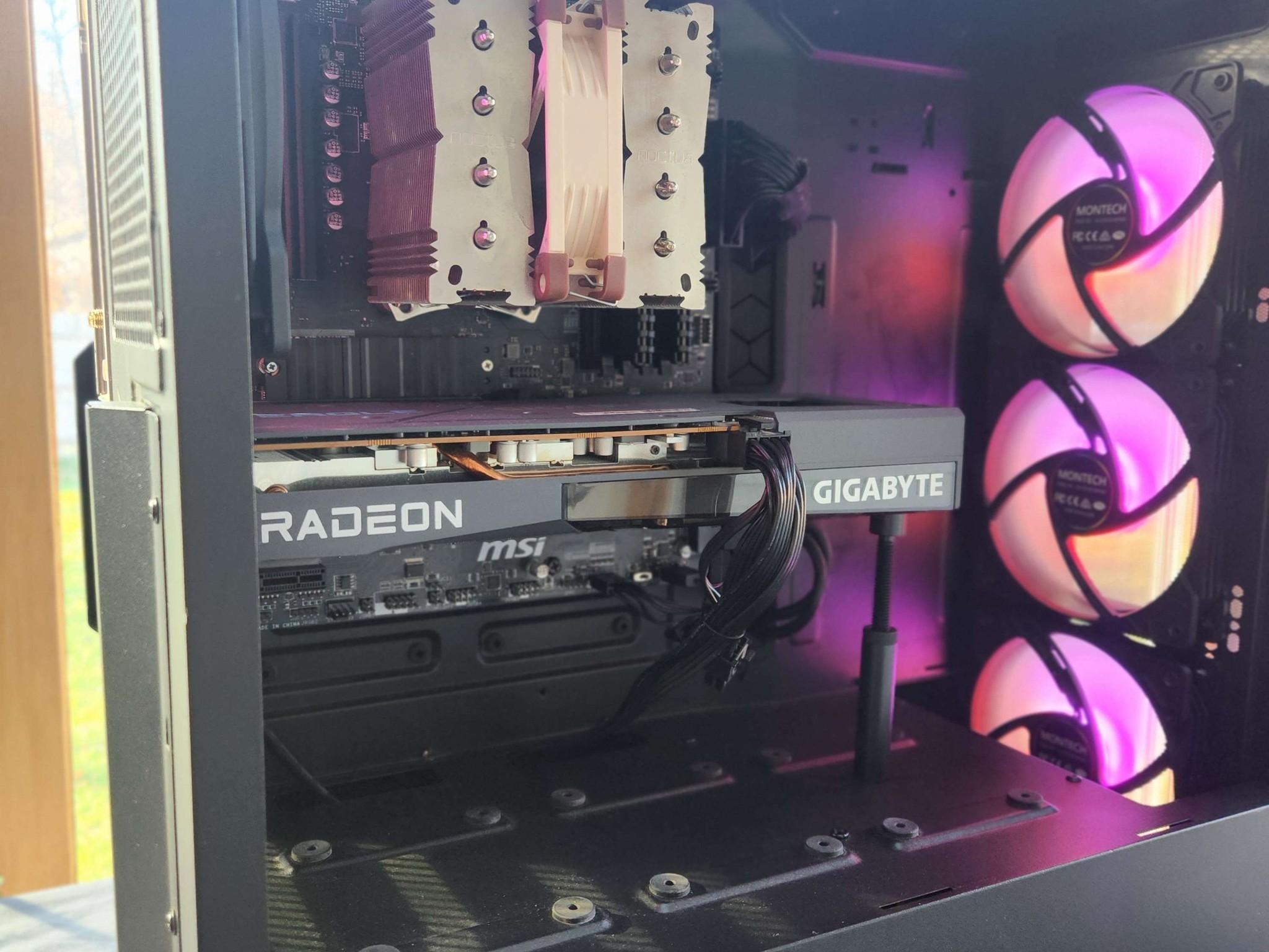 🍀RX 6600 XT | Ryzen 5 5600X | 16GB RAM | 1TB NVMe | WiFi | Windows 11