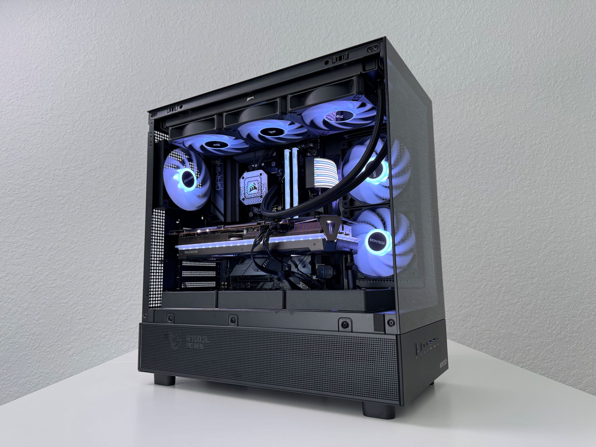 ⚔️ High-End 1440p/4K Gaming PC AMD Ryzen 7 7700 AMD Radeon RX 7800 XT 32GB DDR5-5600 1TB NVMe Win 11