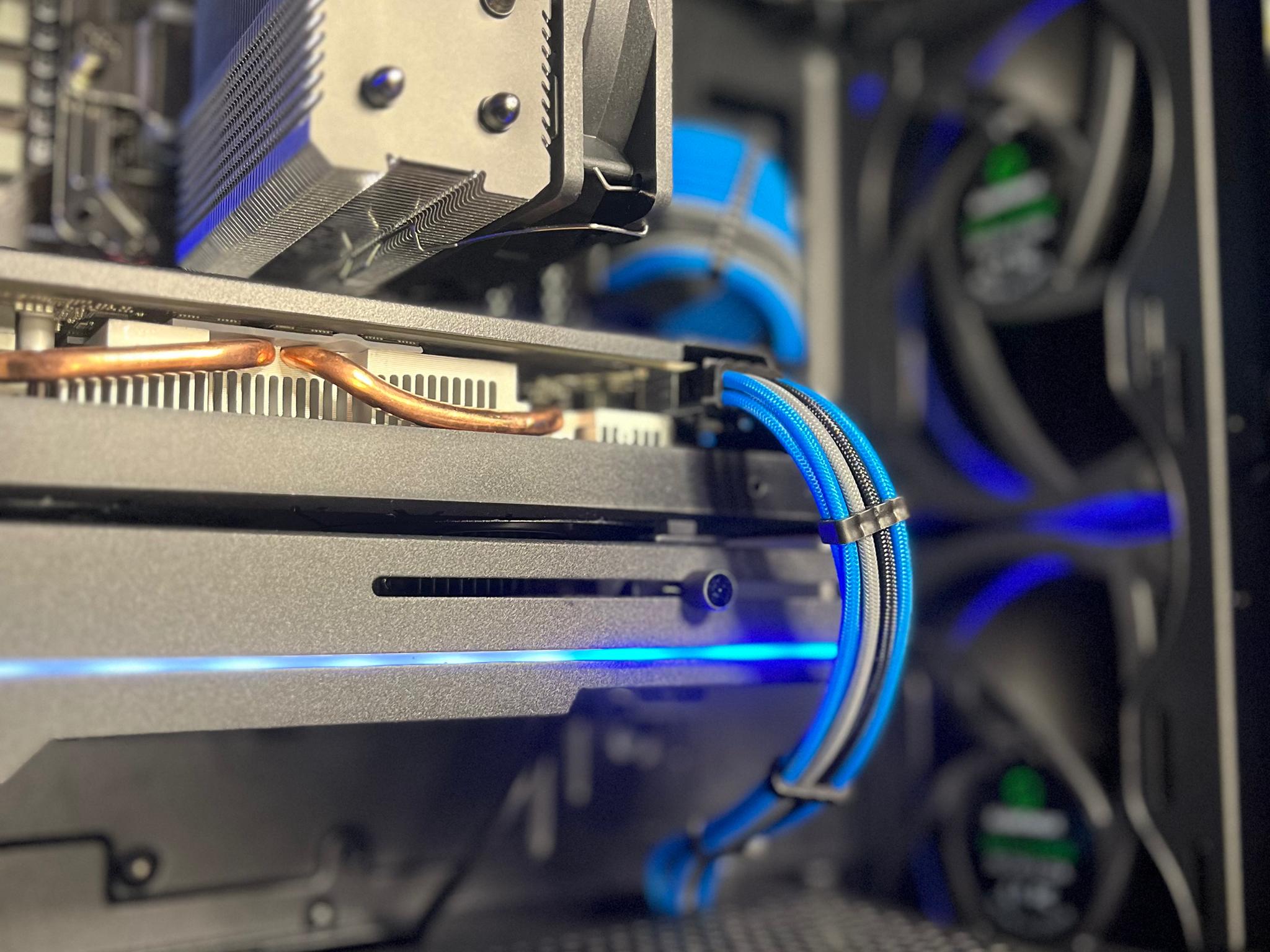 Black/Blue Gaming PC(RX 580 8GB +  RYZEN 3 1200)