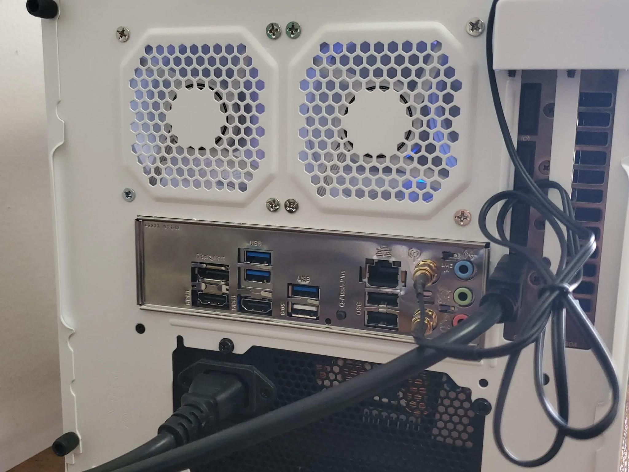 Snow White Mini ITX Cube PC | RTX 3050 8GB | Ryzen 5 3600 | 16GB DDR4 ARGB | 1TB NVME SSD | Wifi
