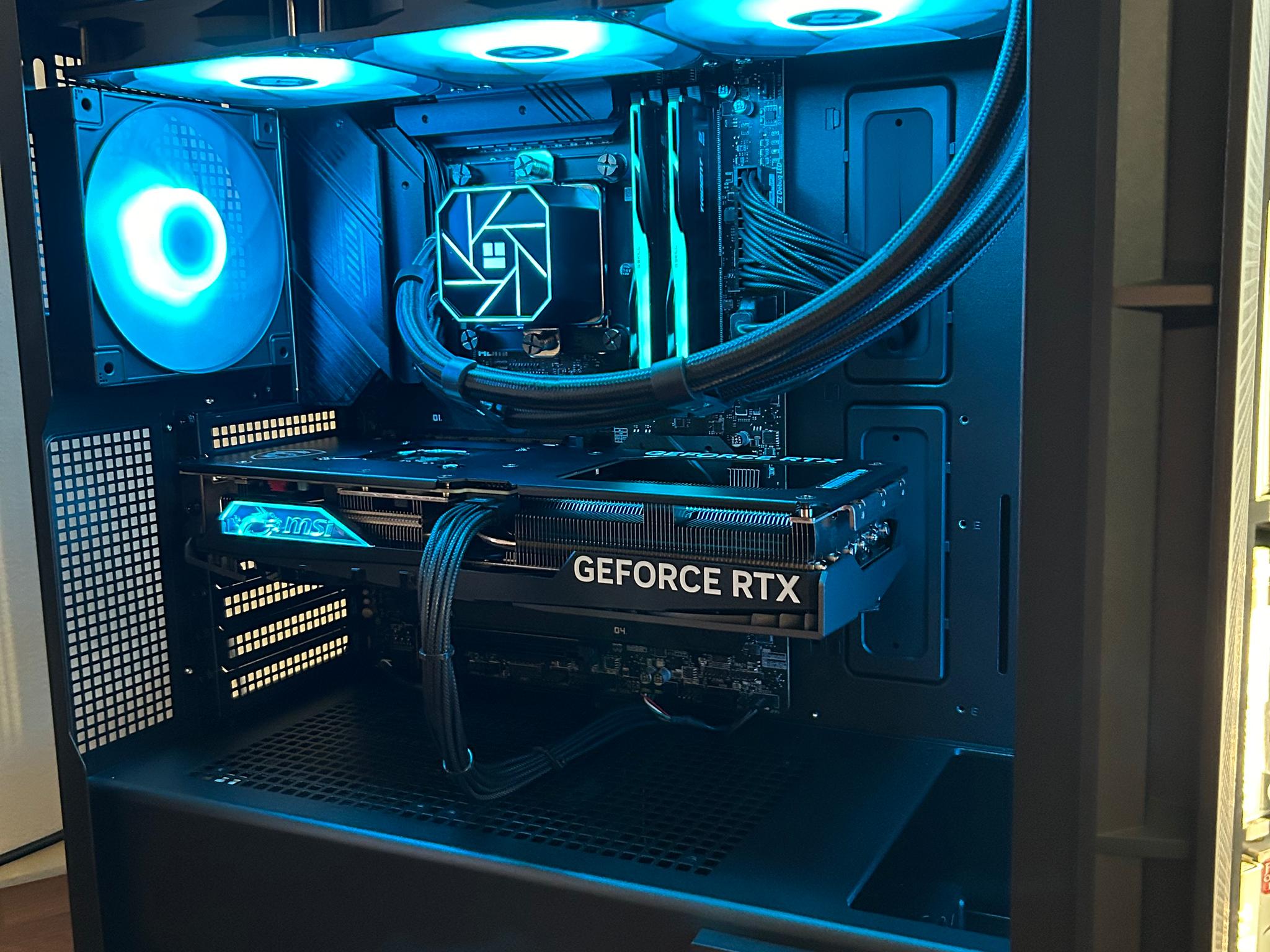 RTX 4070ti | Intel i5 14600K | 32GB DDR5 6800MT/s | 2TB SSD | The Ranger