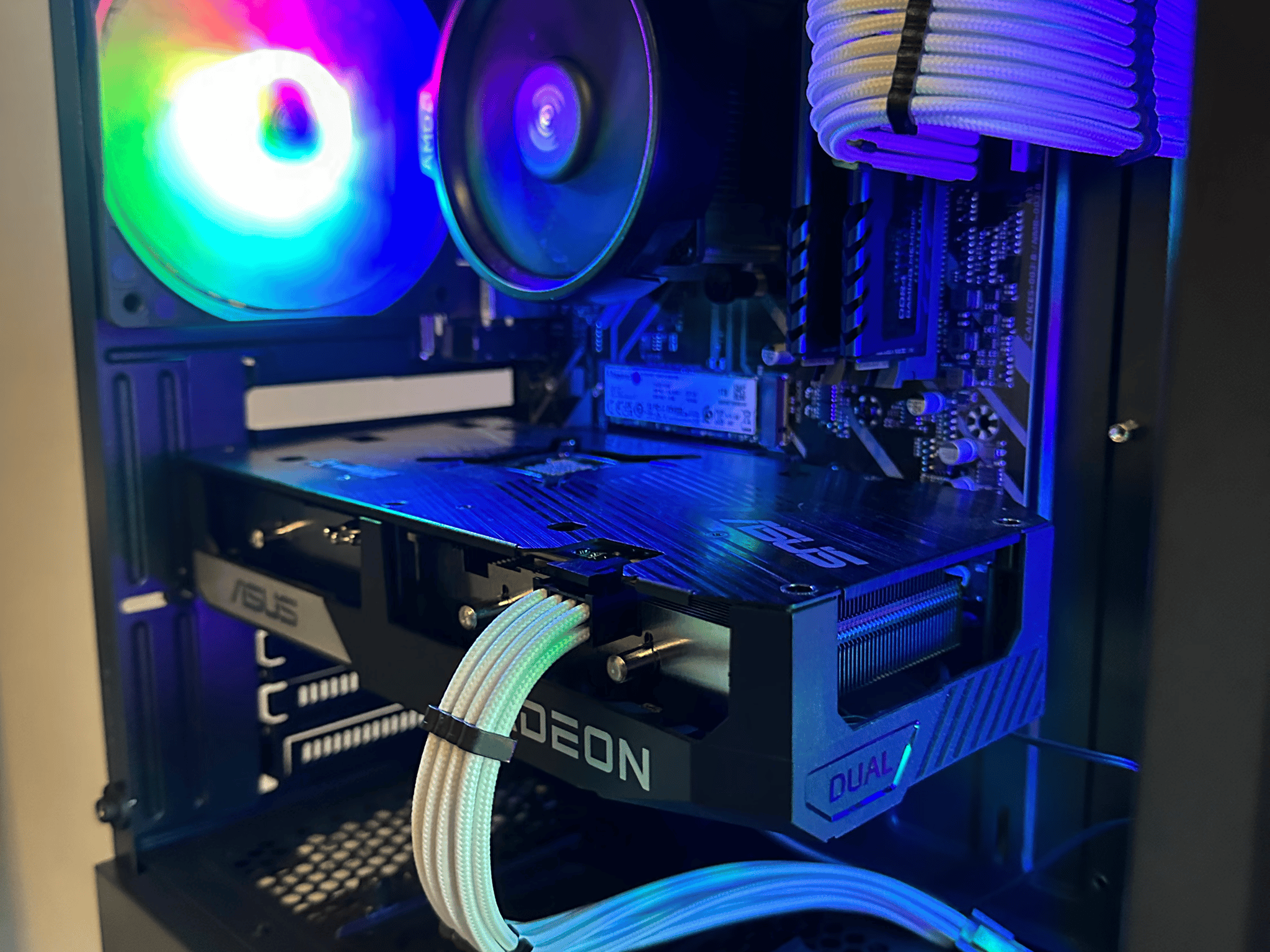 "Kronostyx" RX 6650 XT + Ryzen 3600, 16gb RAM Custom Gaming PC