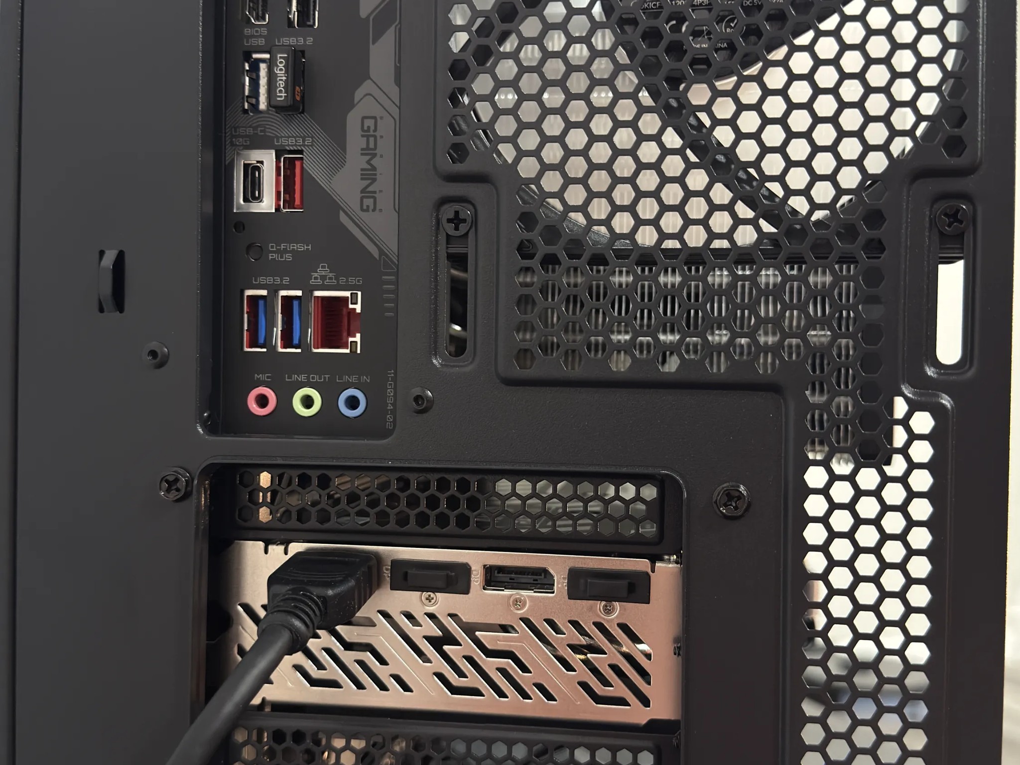 Gaming PC - RX 9070 | Ryzen 7 - 7700x | 32 GB DDR5 | 2 TB SSD | 750w Gold PSU